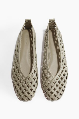 H & M - Braided-Look Leather Flats - Beige | H&M (US + CA)