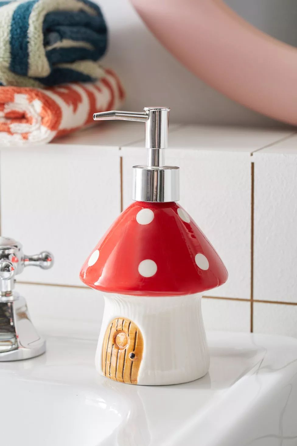 Mushroom Soap Dispenser | Urban Outfitters (US and RoW)