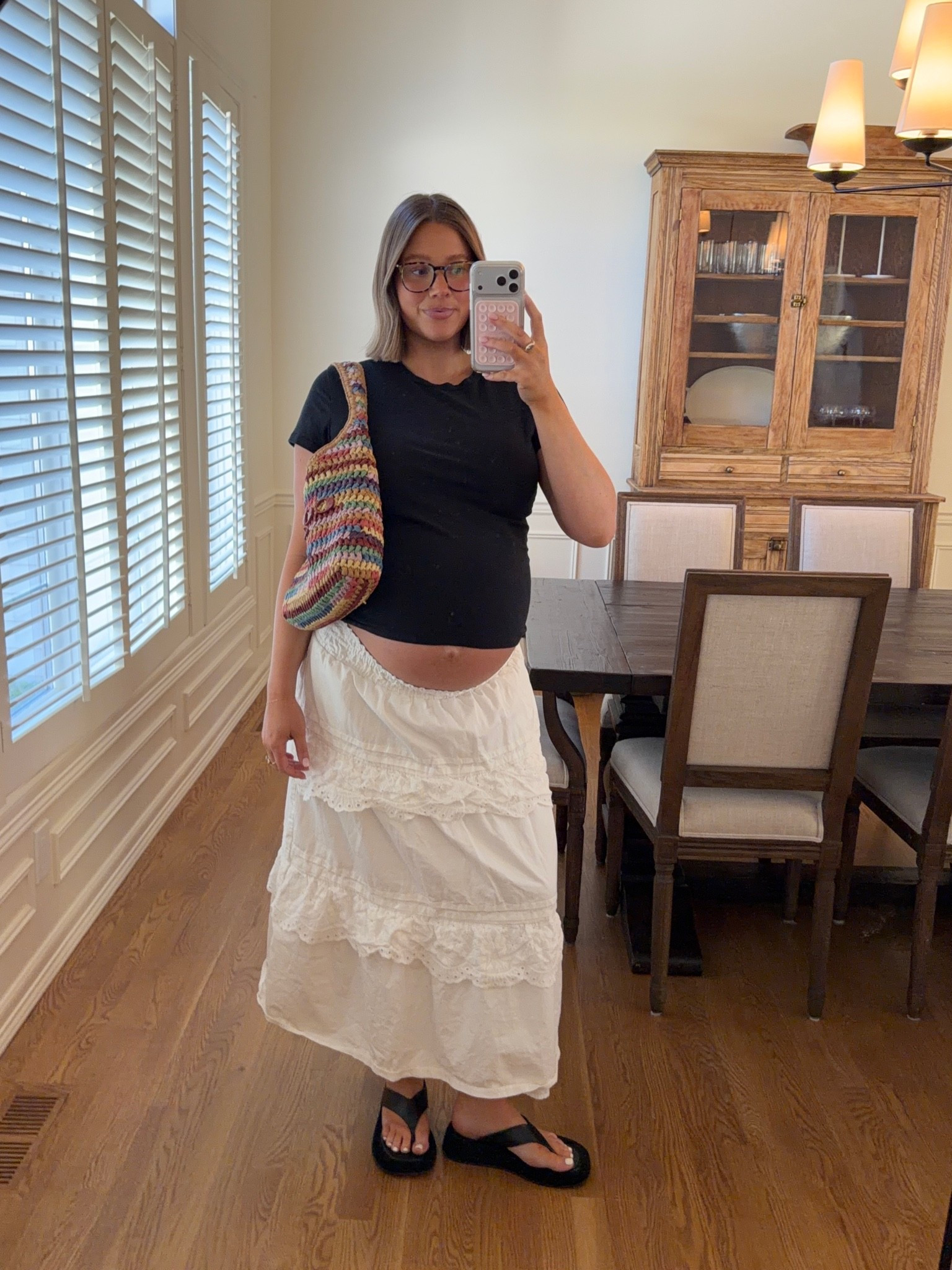 Skirt and shirt size large! Skirt has got a really stretchy waist but I love that it’s structured and thicker material really high quality. 

#flipflop #bresheppard #maxiskirt #pregbancy #pregnantstyle 
#ltkootd #ltkbump