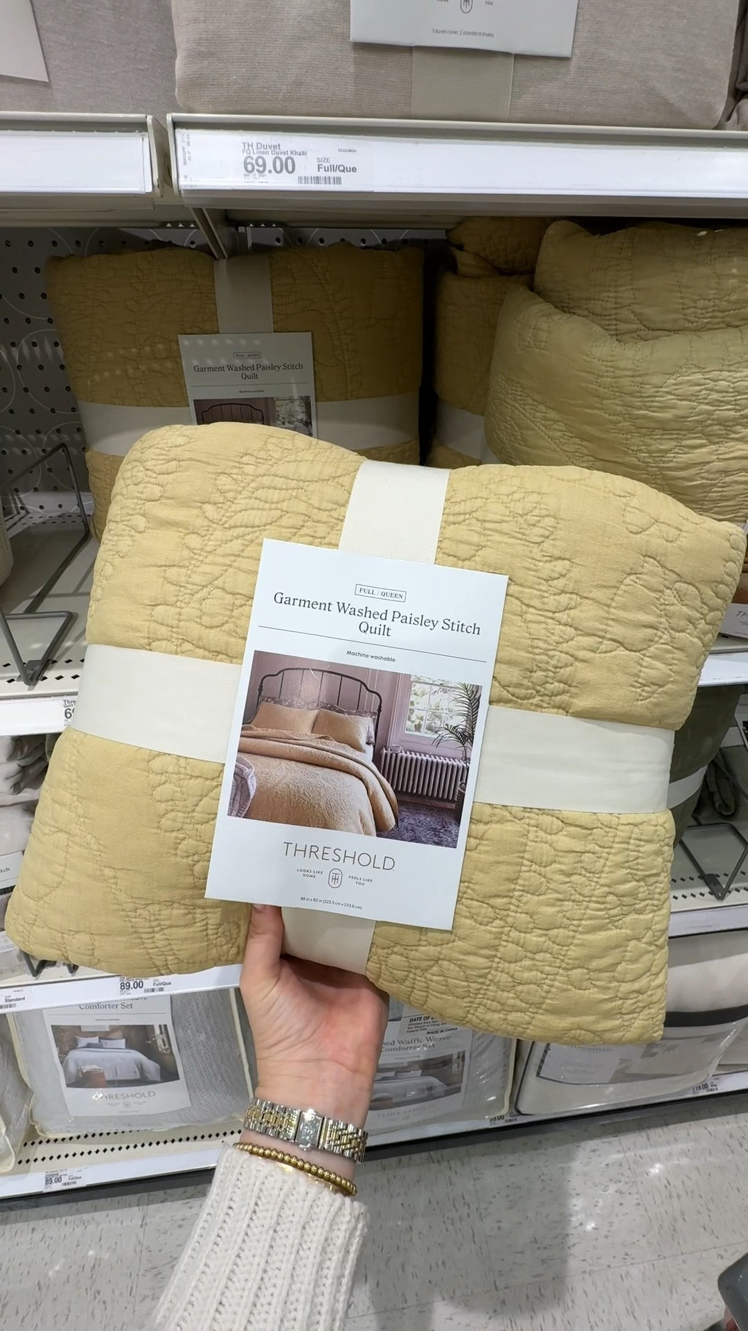 Throw blankets, bed blankets, summer bedding, bedroom
Refresh, big girl room, target home decor, quilts 

#LTKFindsUnder50 #LTKHome #LTKStyleTip