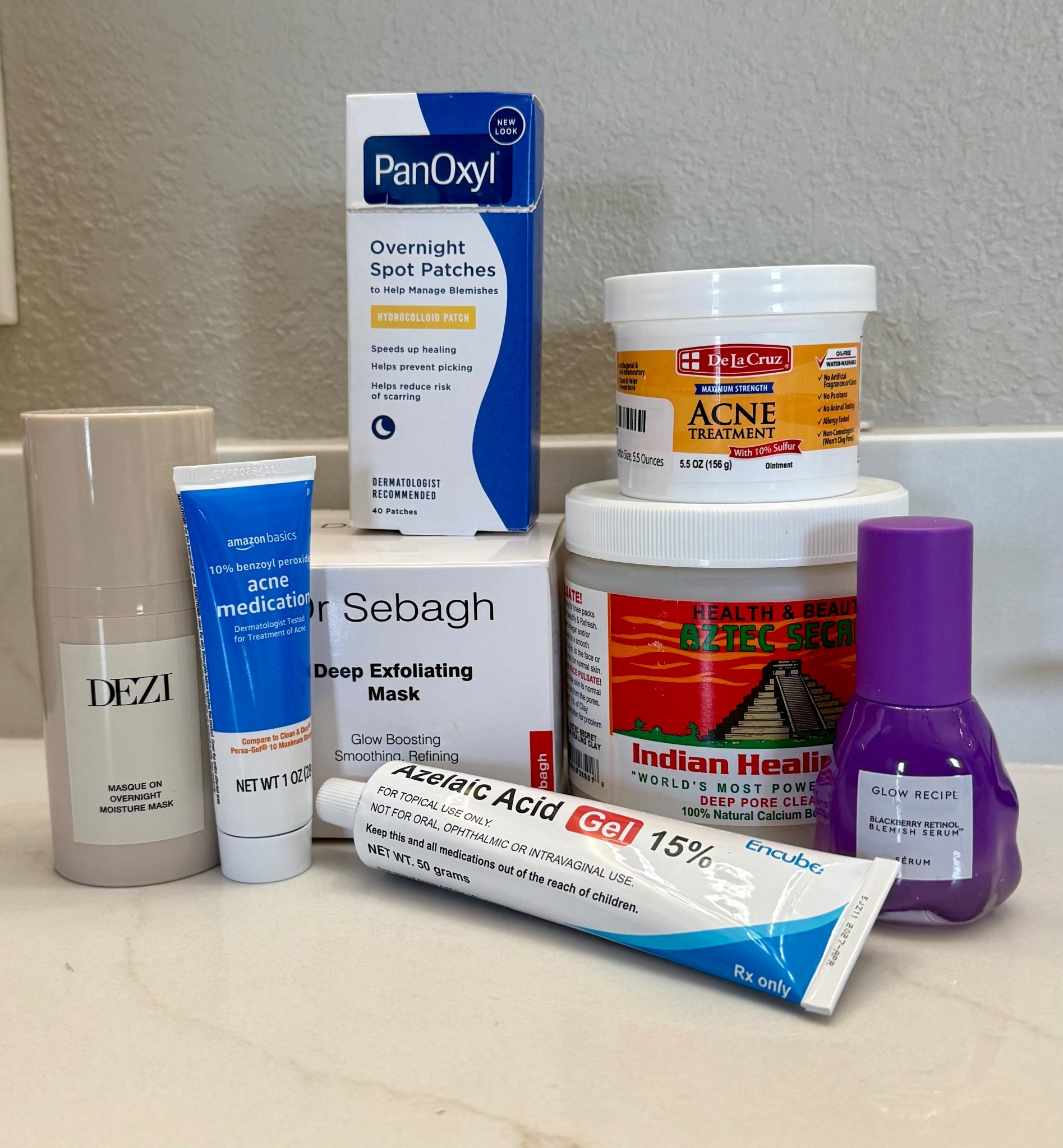 This is my defense team for breakouts 🤛 I use the azelaic acid daily to control my rosacea. it’s prescription but you can get it on Amazon in lower doses! 

#LTKBeauty #LTKdayinmylife #LTKselfcare