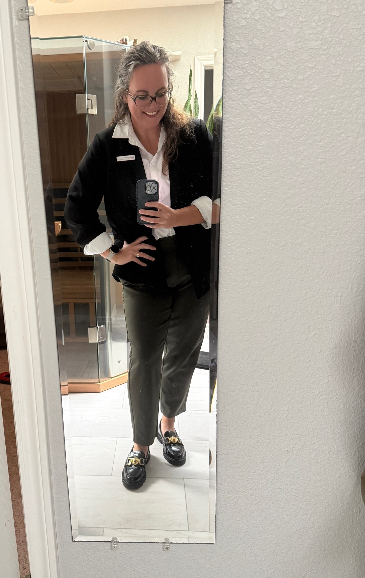 Adventure Mom does business attire. These pants from Athleta are my go to almost all the time.

#LTKMidsize #LTKOver40