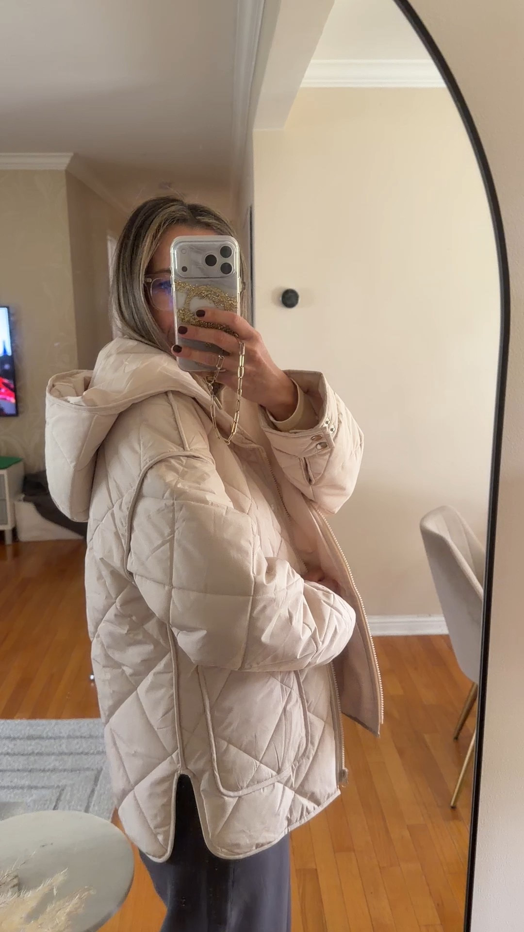 Size up in jacket - wearing sz M
free people dupe
Nike 24/7 pants sz S
I’m 5’5” 122 lbs 



#LTKootd #LTKOver40 #LTKActive