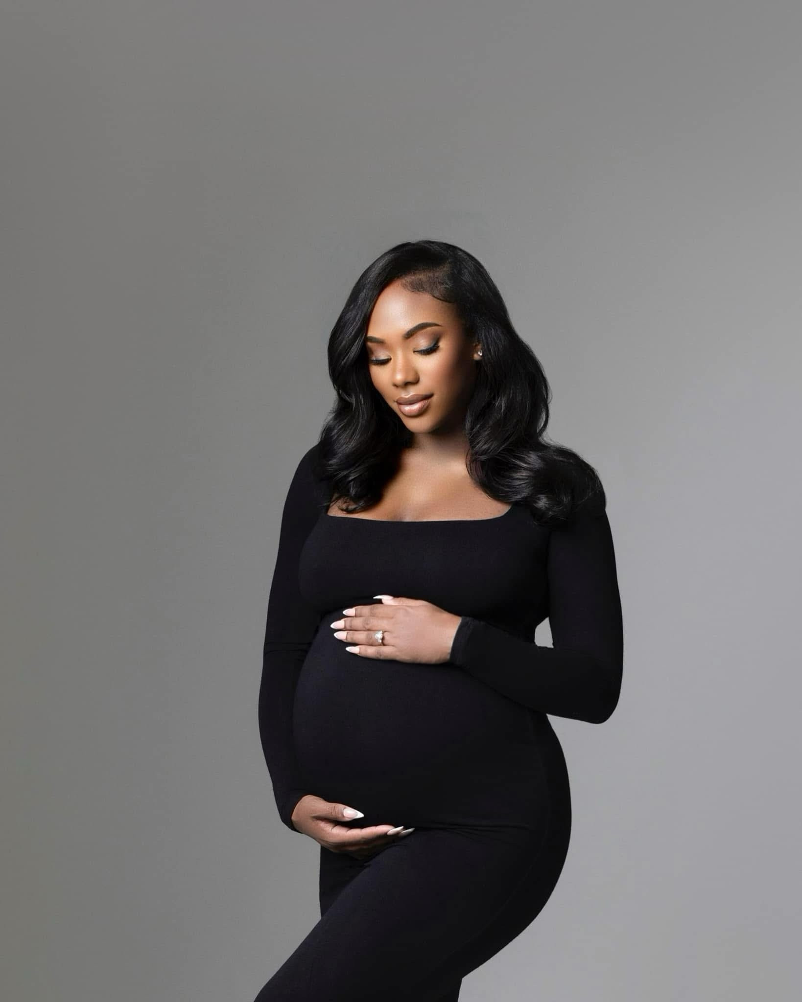 When you find THE dress. This Naked Wardrobe number is everything—stunning quality, a flawless fit, and secretly maternity-friendly. It’s the ultimate investment piece for this chapter and beyond—I’ve worn it countless times postpartum!
Dress name: "NW Square Neck Sculpt Maxi Dress”
#MaternityFashion #QualityDress #BlackMaxiDress #ThirdTrimester #LTKfind

#LTKFindsUnder100 #LTKBump #LTKmomlife