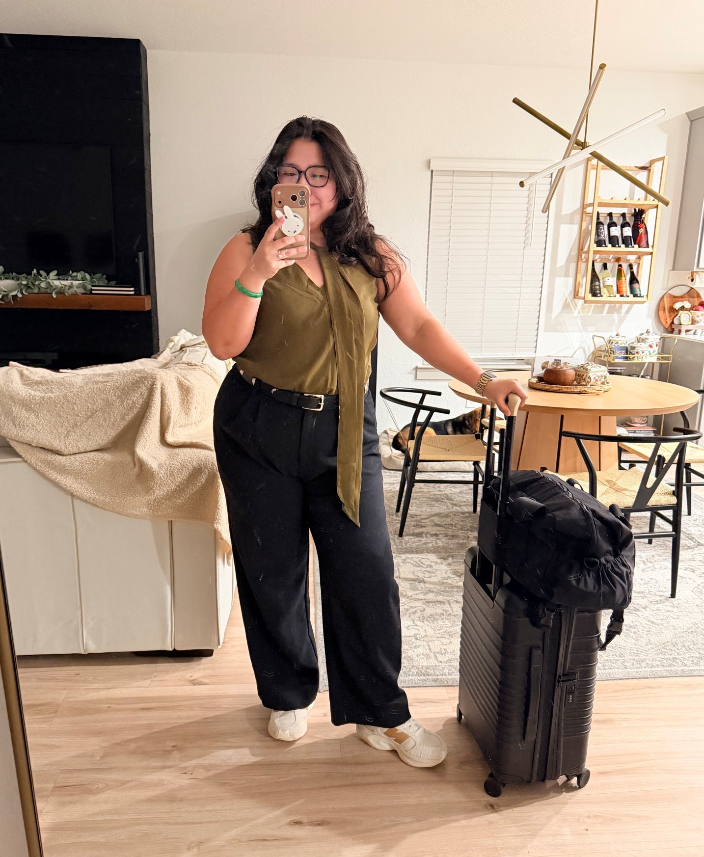 Jet-setting this weekend! 

We had to go straight to a show as soon as we landed so I wanted to wear something comfortable but nice for the plane and then running over to our first stop! 

My BEIS luggage has been trusty side kick for years now. 

#LTKTravel #LTKPlusSize #LTKMidsize