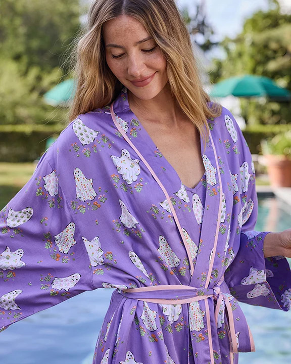 Gardening Ghosts - Eco Satin Robe - Eerie Amethyst | Printfresh