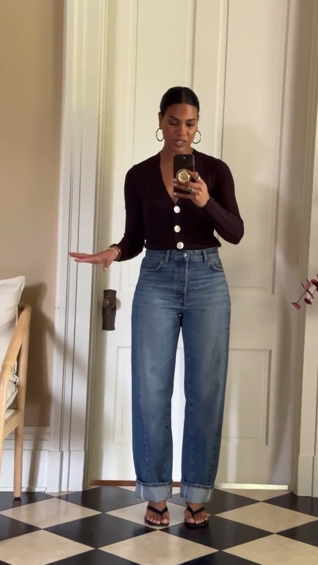 One thing Madewell will do is cater to every body type! Their jeans come in petite, long, plus, and my favorite, curvy! Madewell is 25% off for insiders! 

I sized down in the curvy fit for the vintage wide leg, I went true to size in the curvy fit for the super wide leg, went true to size in the curvy fit for the cuffed barrel, and I sized down in the curvy fit for the balloon jean!

#LTKPetite #LTKSaleAlert #LTKSpringSale