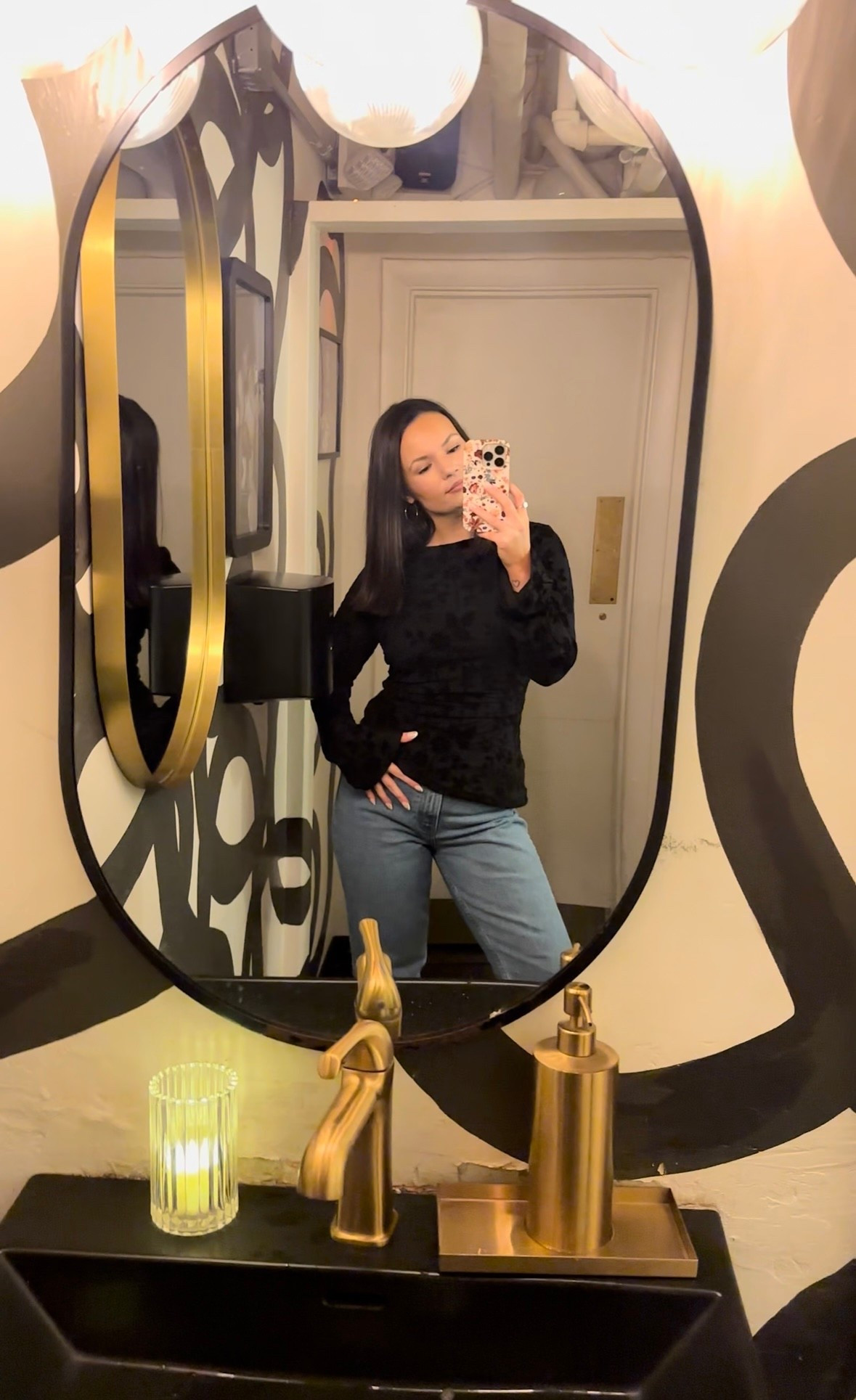 the most flattering shirt with loose long sleeves. a perfect top for a winter date night! 🖤 can’t believe it’s from Amazon

can also never go wrong with the Abercrombie 90s straight jean

#LTKootd #LTKFindsUnder50 #LTKCyberWeek
