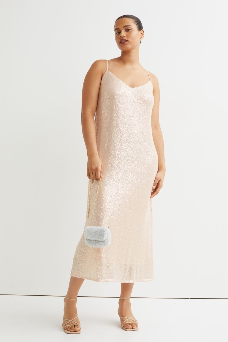 V-neck sequined dress | H&M (UK, MY, IN, SG, PH, TW, HK)