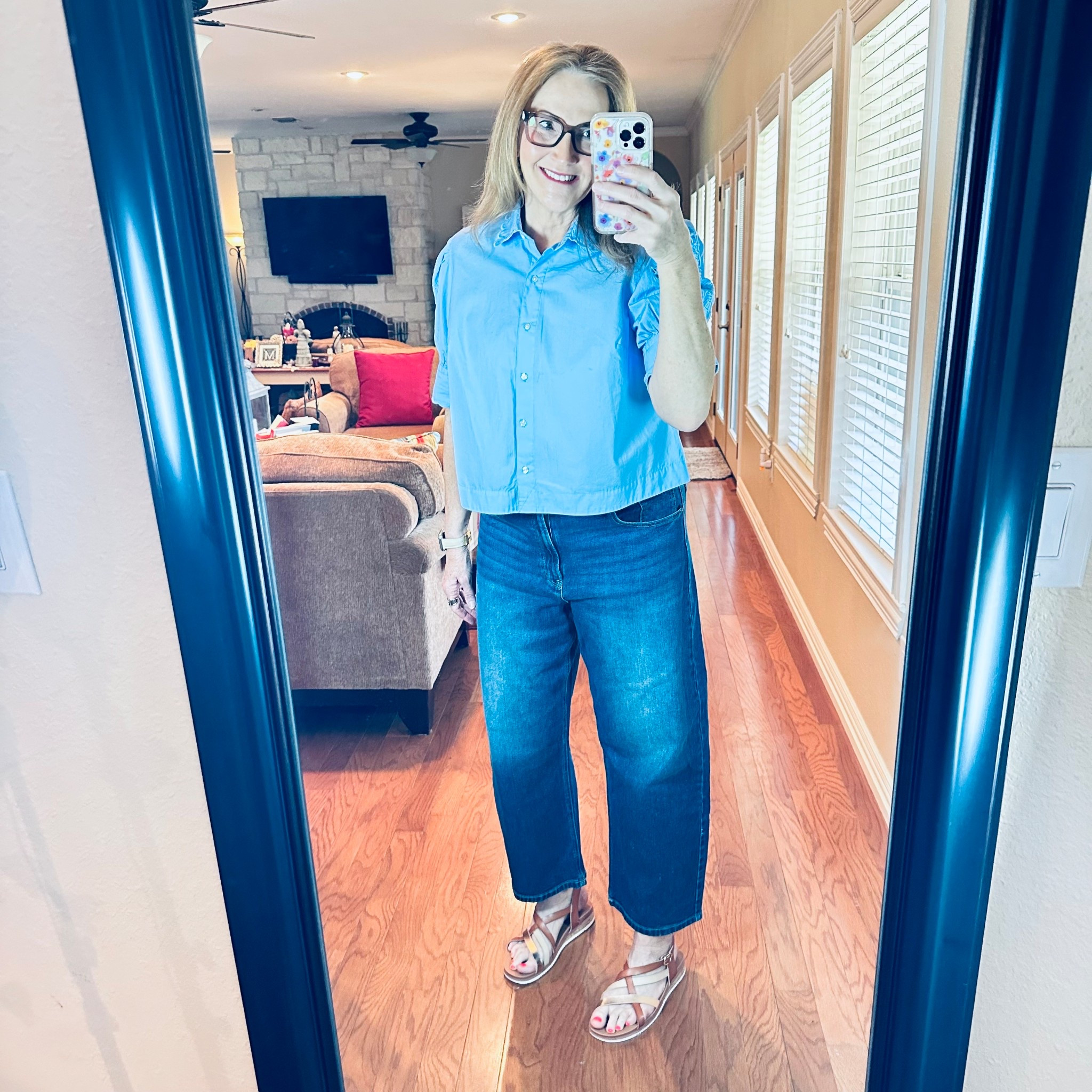 My favorite barrel jeans !

#LTKdayinmylife #LTKootd #LTKMidsize