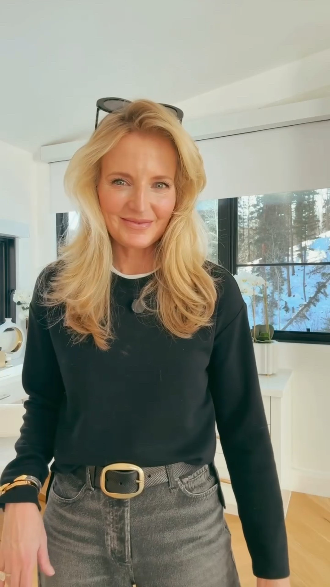 Favorite jeans of 2025…Starting with the MOST comfortable pair. ✨ Size down. 

#LTKSeasonal