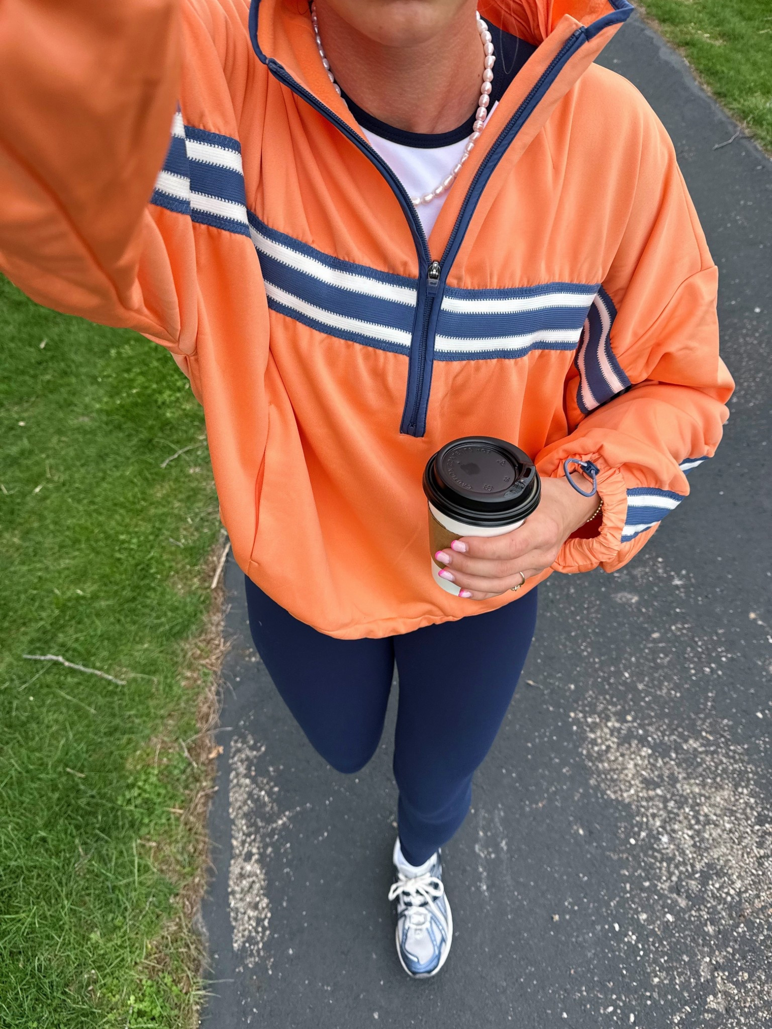 Walk fit 🍊🍊🍊 new pullover- size medium!