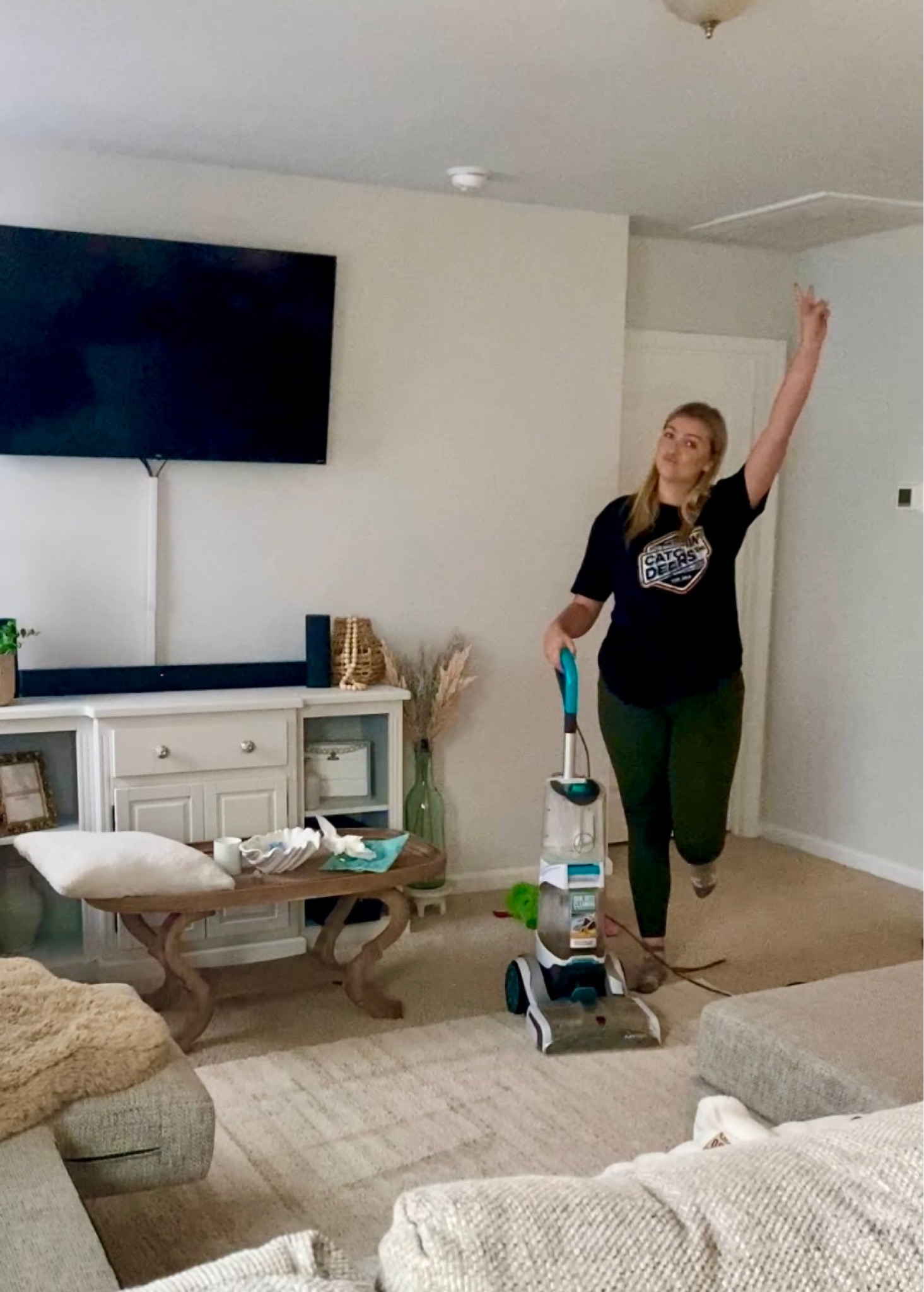 Cleaned the carpets this past weekend with my favorite Hoover pet carpet cleaner!! 🧽✨🫧🧼🧺 


#LTKhome #LTKGiftGuide #LTKunder50