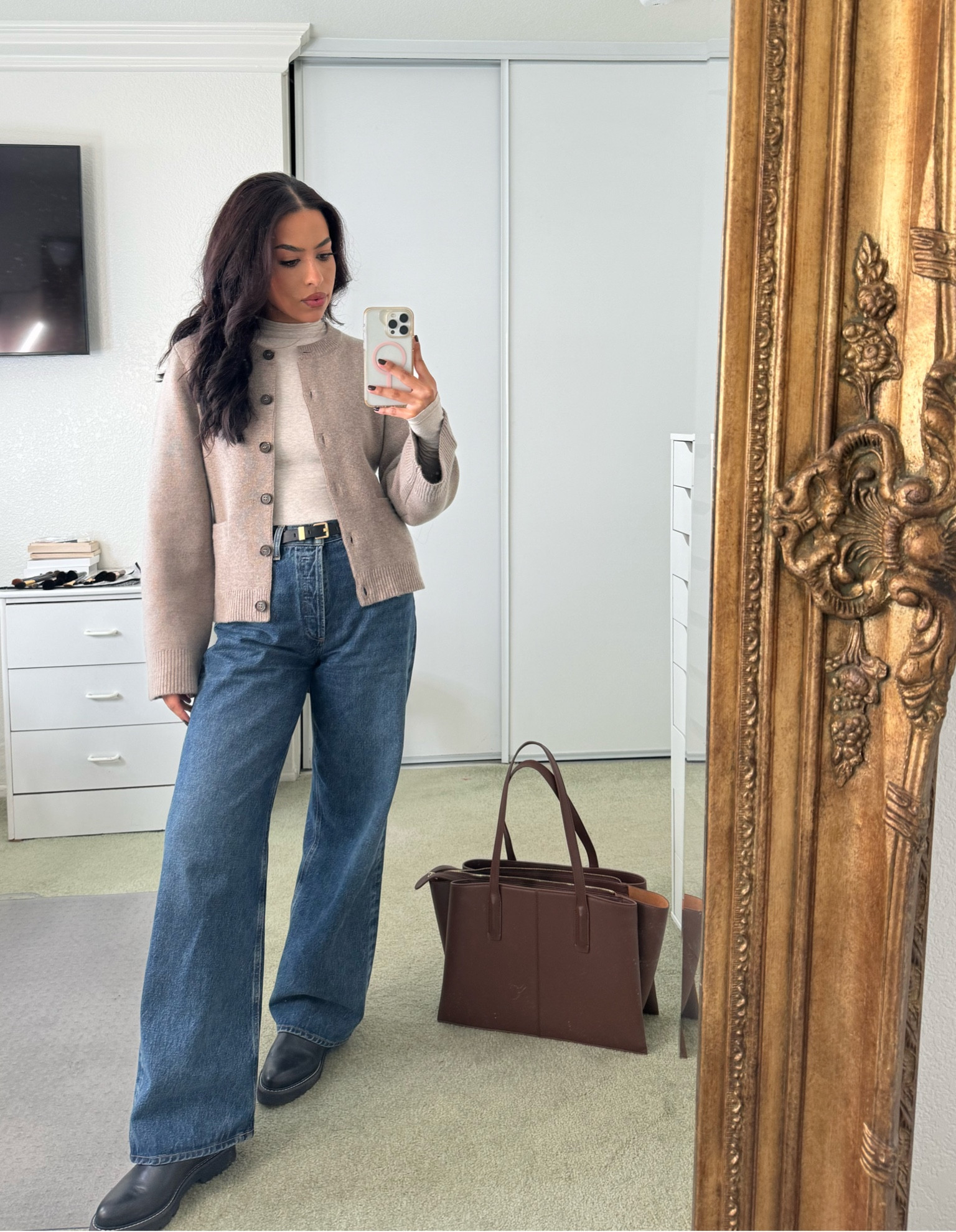 This is one of my favorite outfits for the fall season. It’s perfect for a day in the office while still being warm and cozy. Mix and match these pieces with your other wardrobe staples for a chic, quiet luxury vibe.🤎

#LTKWorkwear #LTKSaleAlert #LTKStyleTip