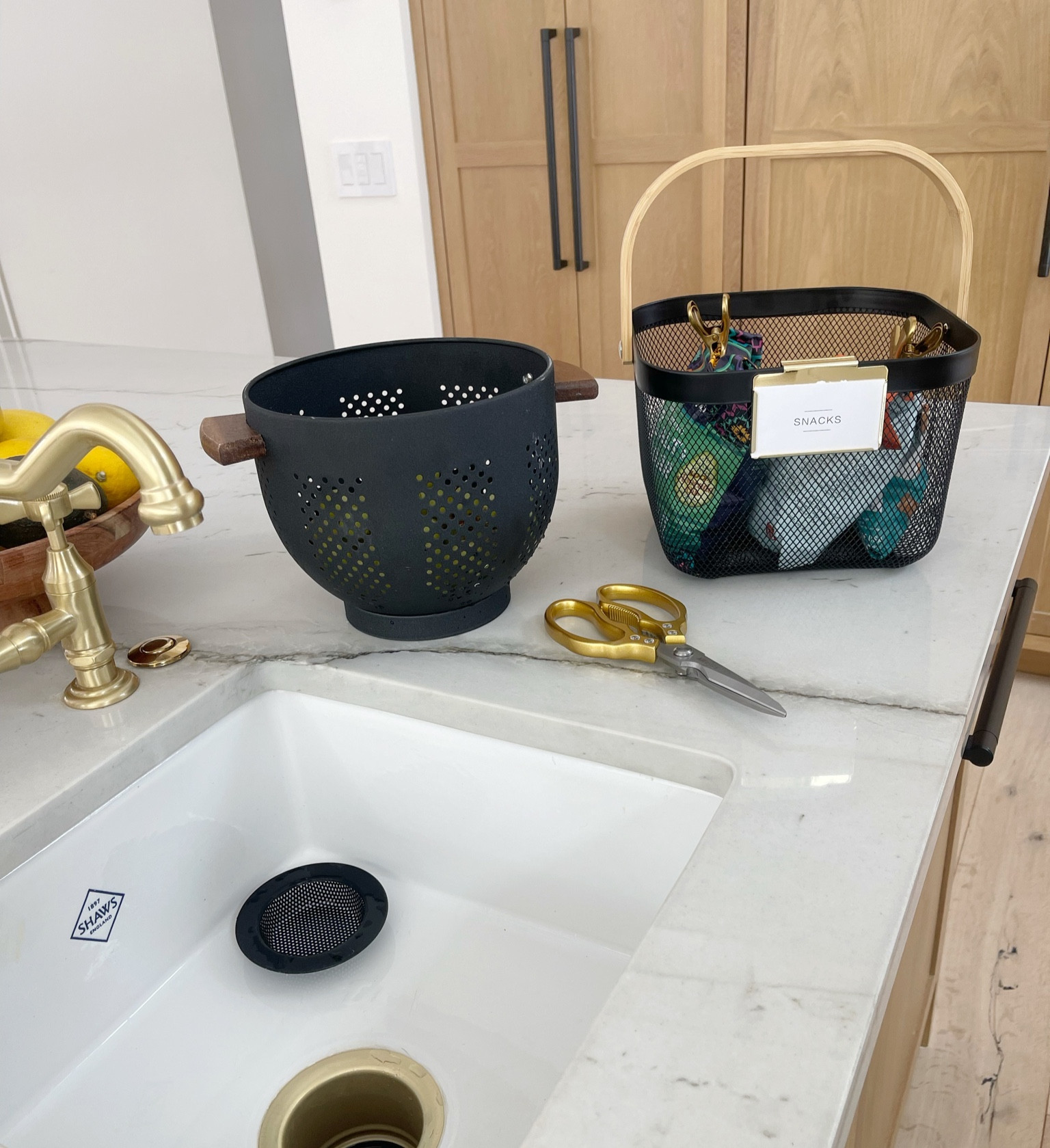 H O M E \ kitchen favorites from
Amazon!

Home decor 
Organization 

#LTKhome #LTKunder50