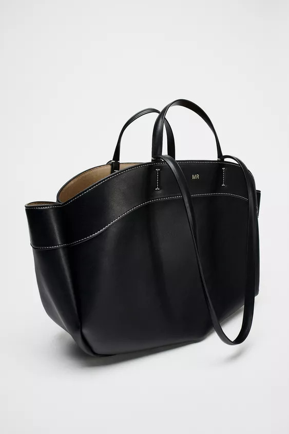 Oversized shopper bag. Top handles and shoulder straps. Removable interior zip pouch.Height x Len... | Zara US