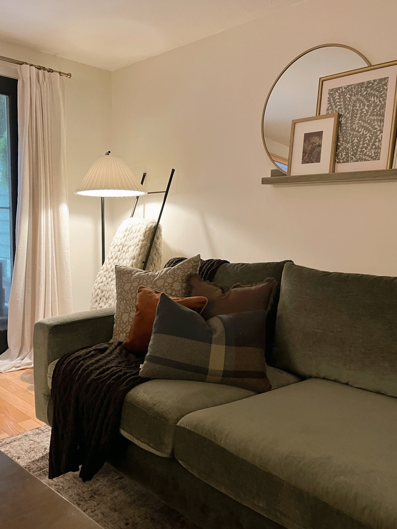 I am living my fall throw pillows and decor this year! 

#LTKHalloween #LTKhome #LTKSeasonal