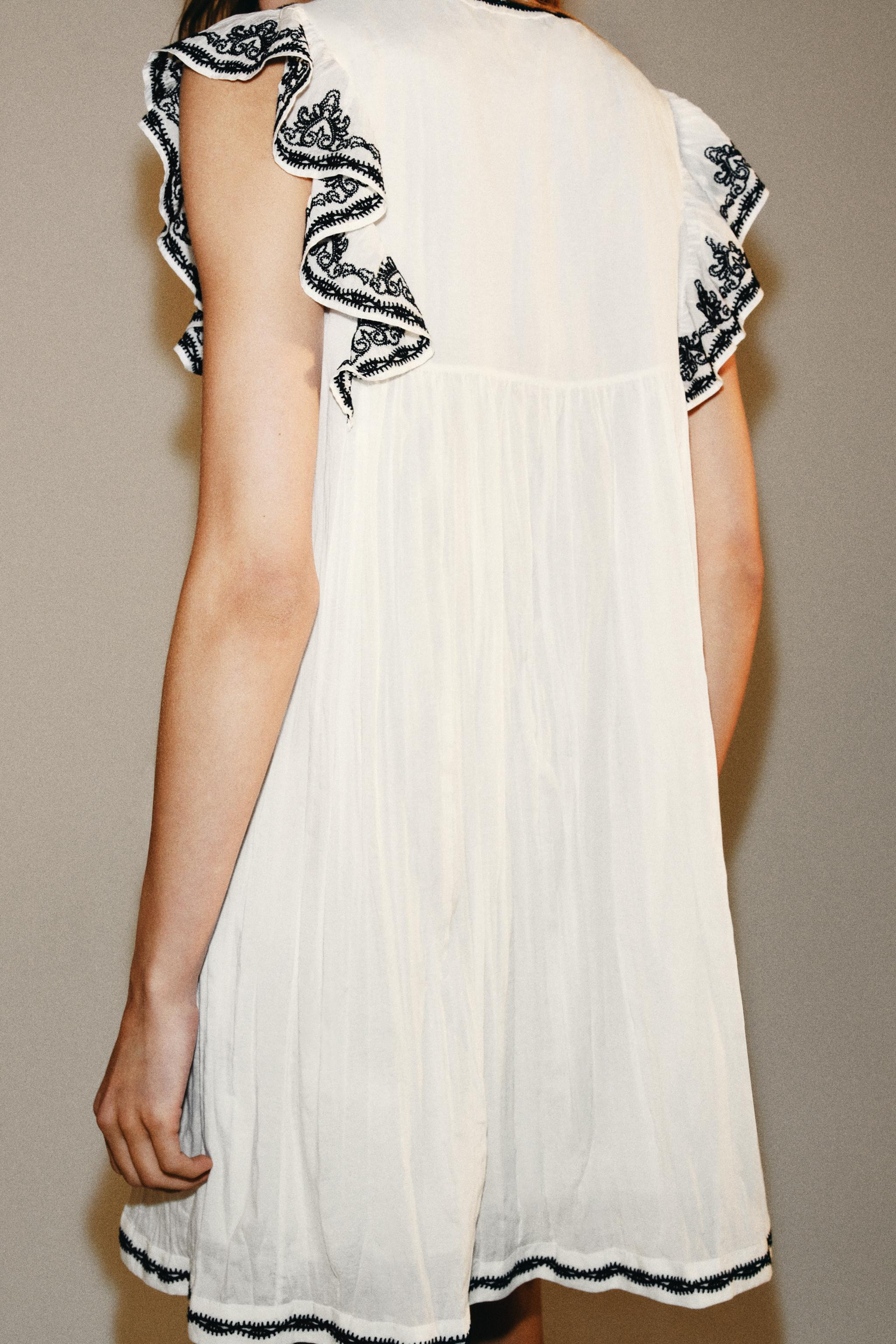 ZW COLLECTION CONTRAST EMBROIDERED DRESS | Zara US