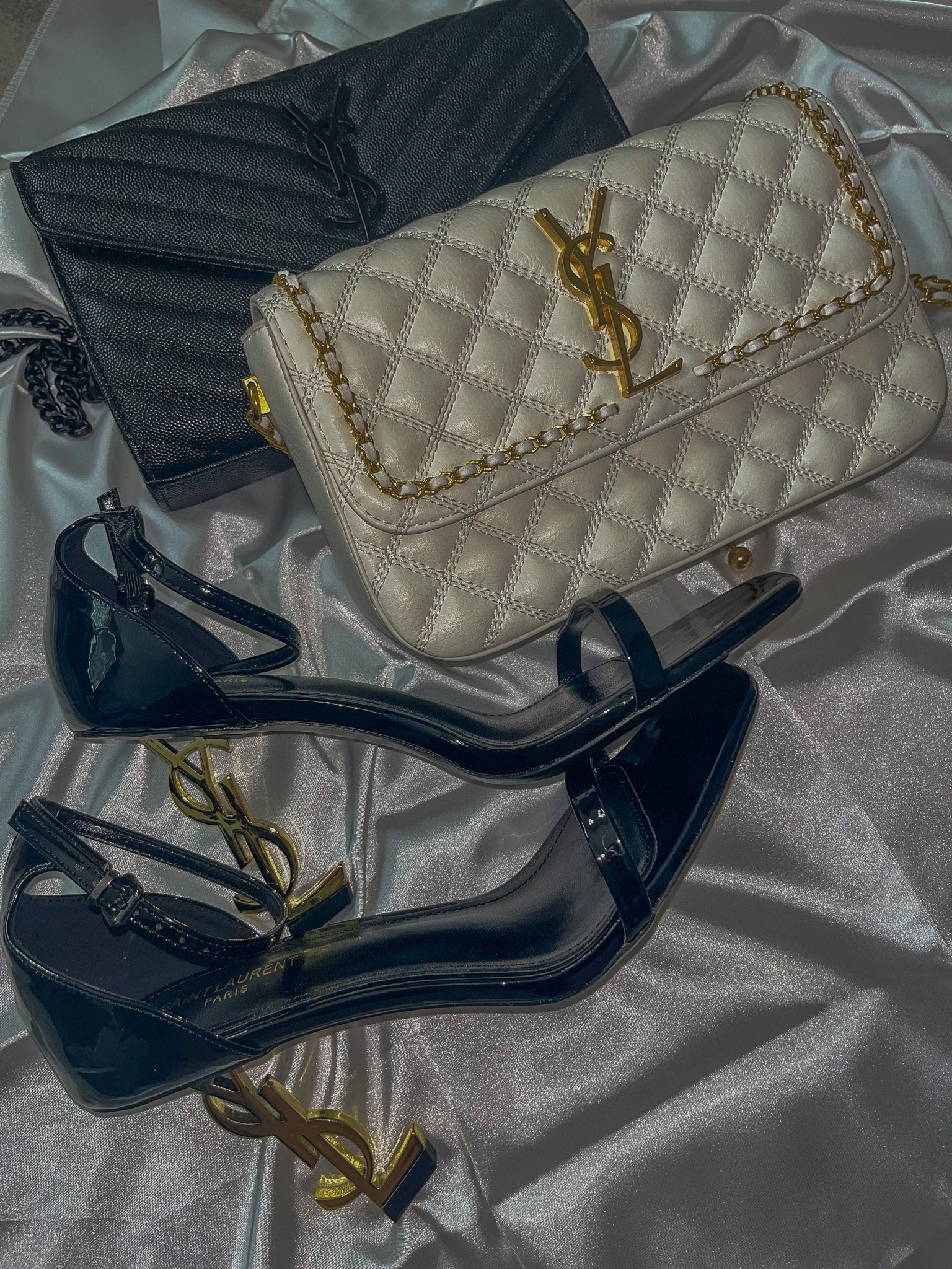 Classy & ready for a night out!👠👛 Obsessed with these heels for over 1K cheaper 😍 #fashion #style #outfitinspo #classy #luxury #richvibes

#LTKsalealert #LTKFind #LTKbeauty