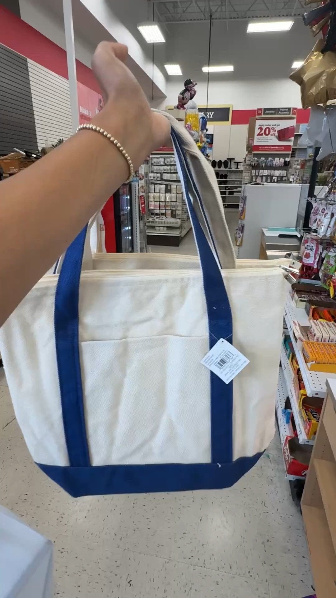 NEW! Michaels Boat n Totes! They’re soo good!! Super thick canvas and come in 3 sizes and a few colors!! 

I got the Large!