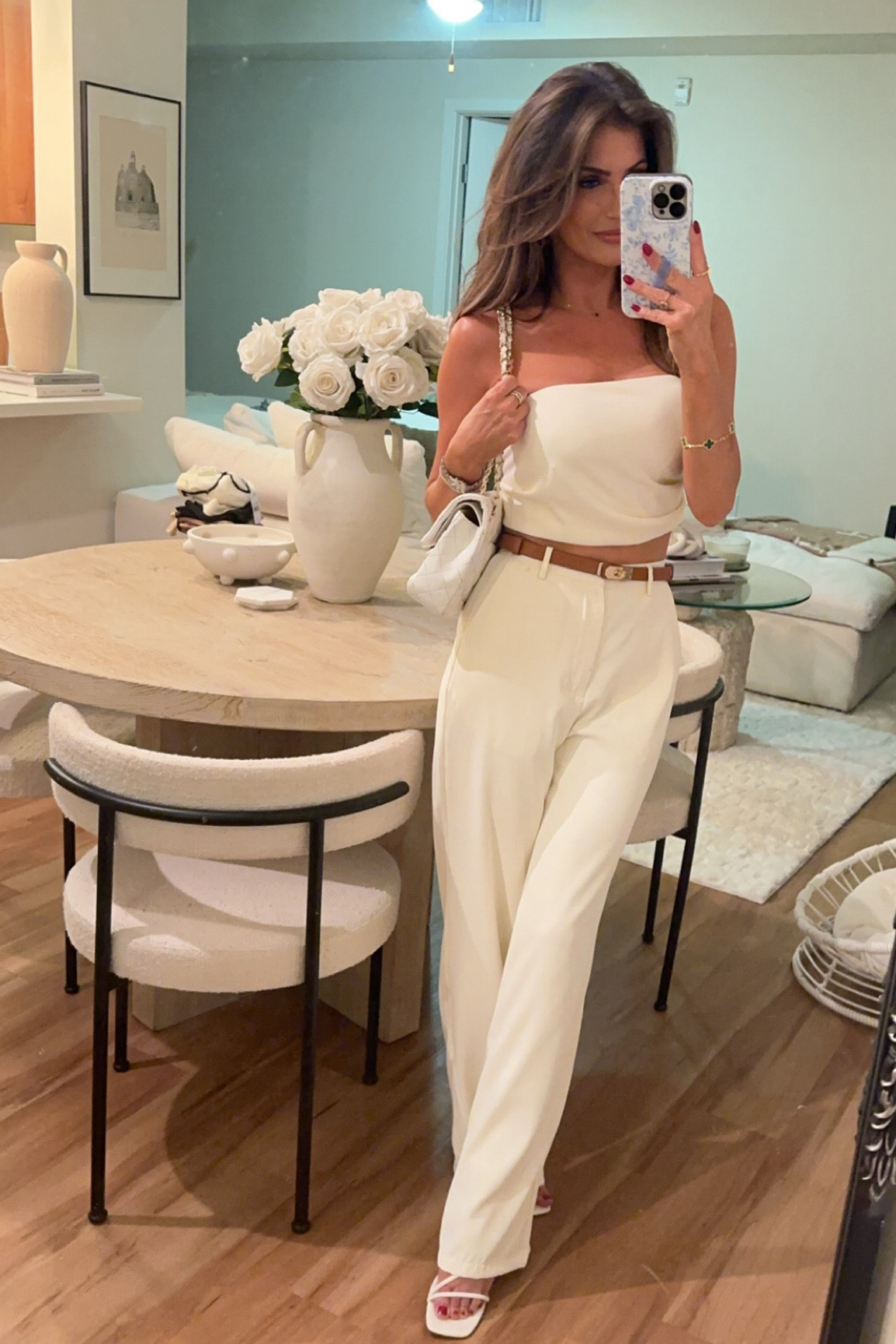 Old money set #allwhite #whiteset #pantset #petitefriendly #classyoutfit #winterwhite #modernorganic #neutralhomedecor #mininalist

#LTKStyleTip #LTKPetite #LTKHome