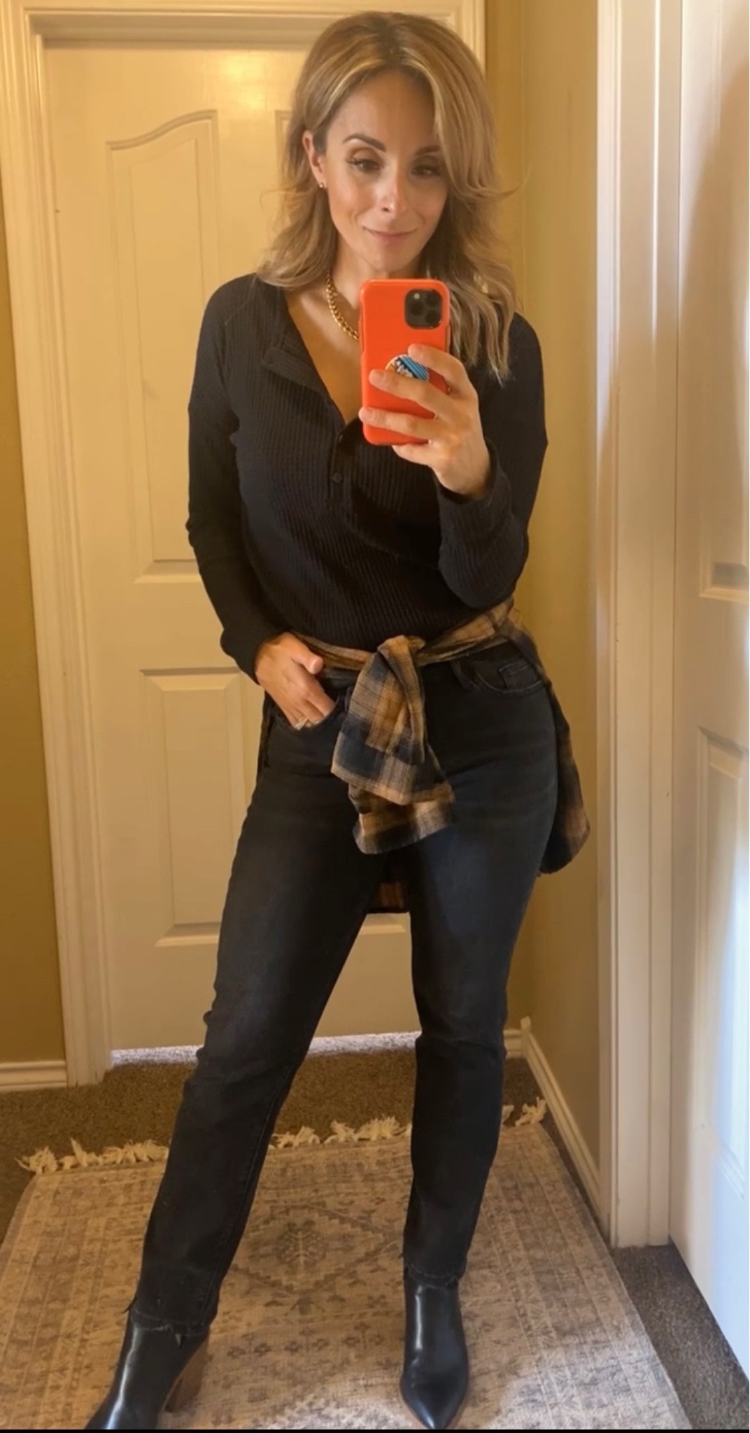 #datenight #girlsnight #fallfun appropriate outfit coming your way! 

#LTKunder50 #LTKunder100 #LTKHoliday