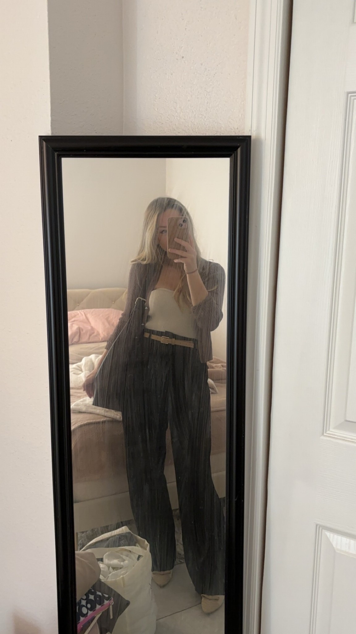 Neutral fall layering outfit idea for November outfits🍂🤎

#LTKHoliday #LTKStyleTip #LTKSeasonal