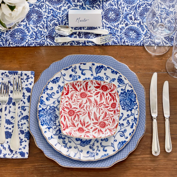 Marlo Thomas Charger | Williams-Sonoma