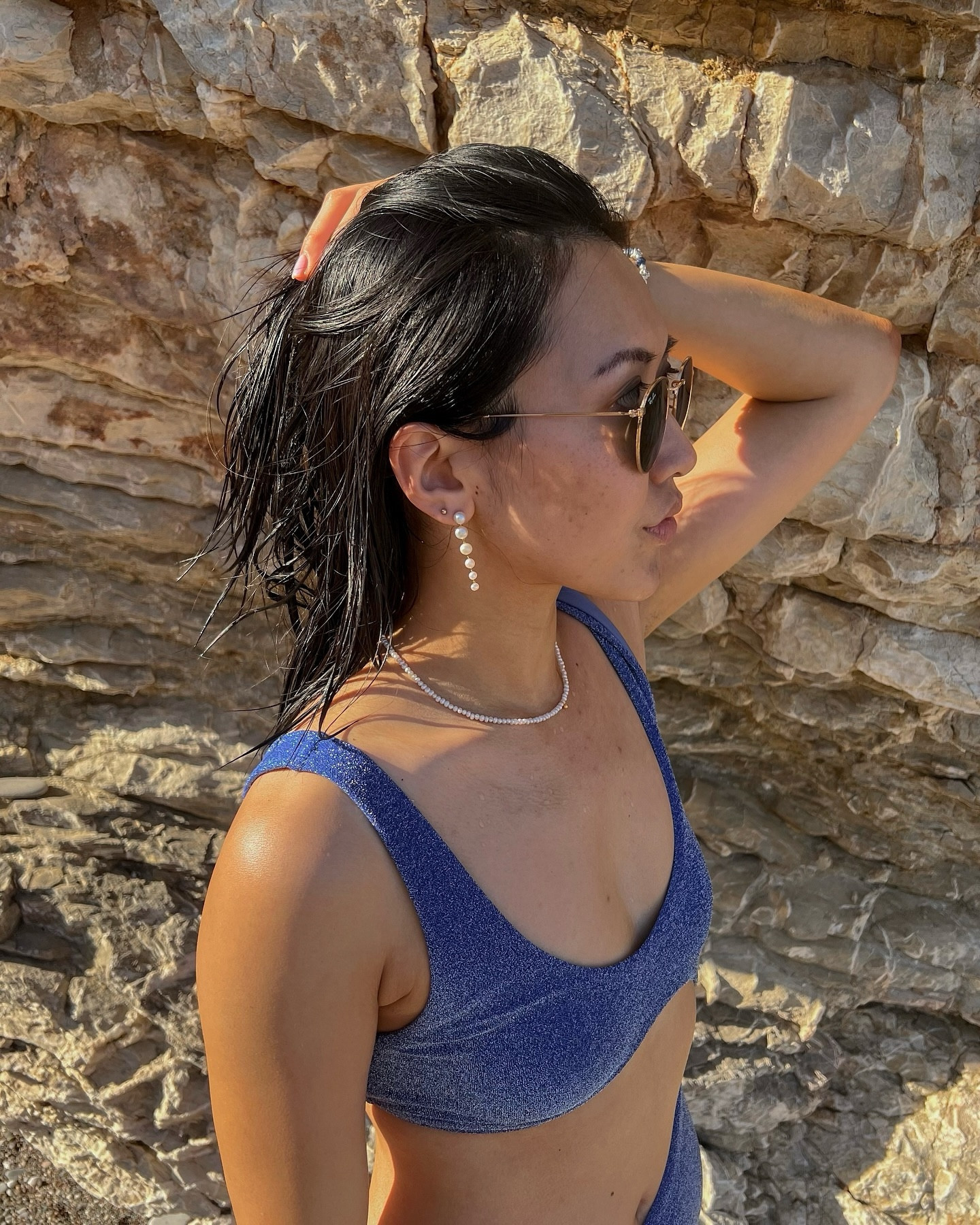 It’s all about the details 

AD @fedomajewellery 

#summerfashion #casualchic #styletipsforwoman #fedoma #fedomacollections #pearlaccessories #elegantstyle #summerlookbook #travelfashion #minimalootd #parisianstyle #shaythelight