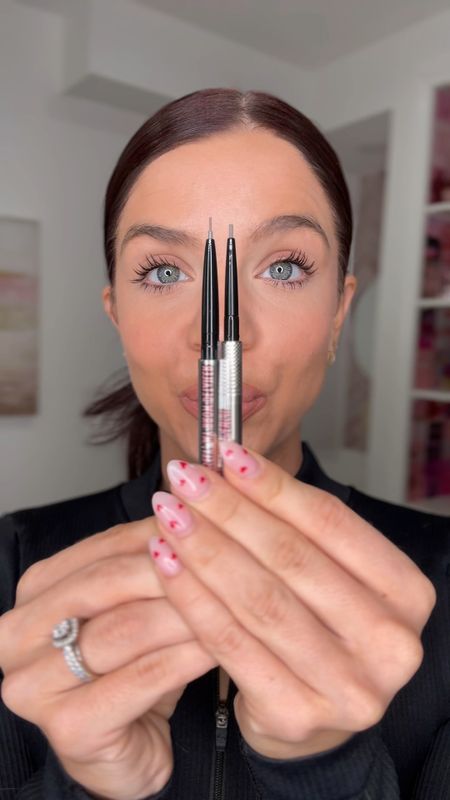 Benefit Brows using shade 2.5 

#LTKbeauty