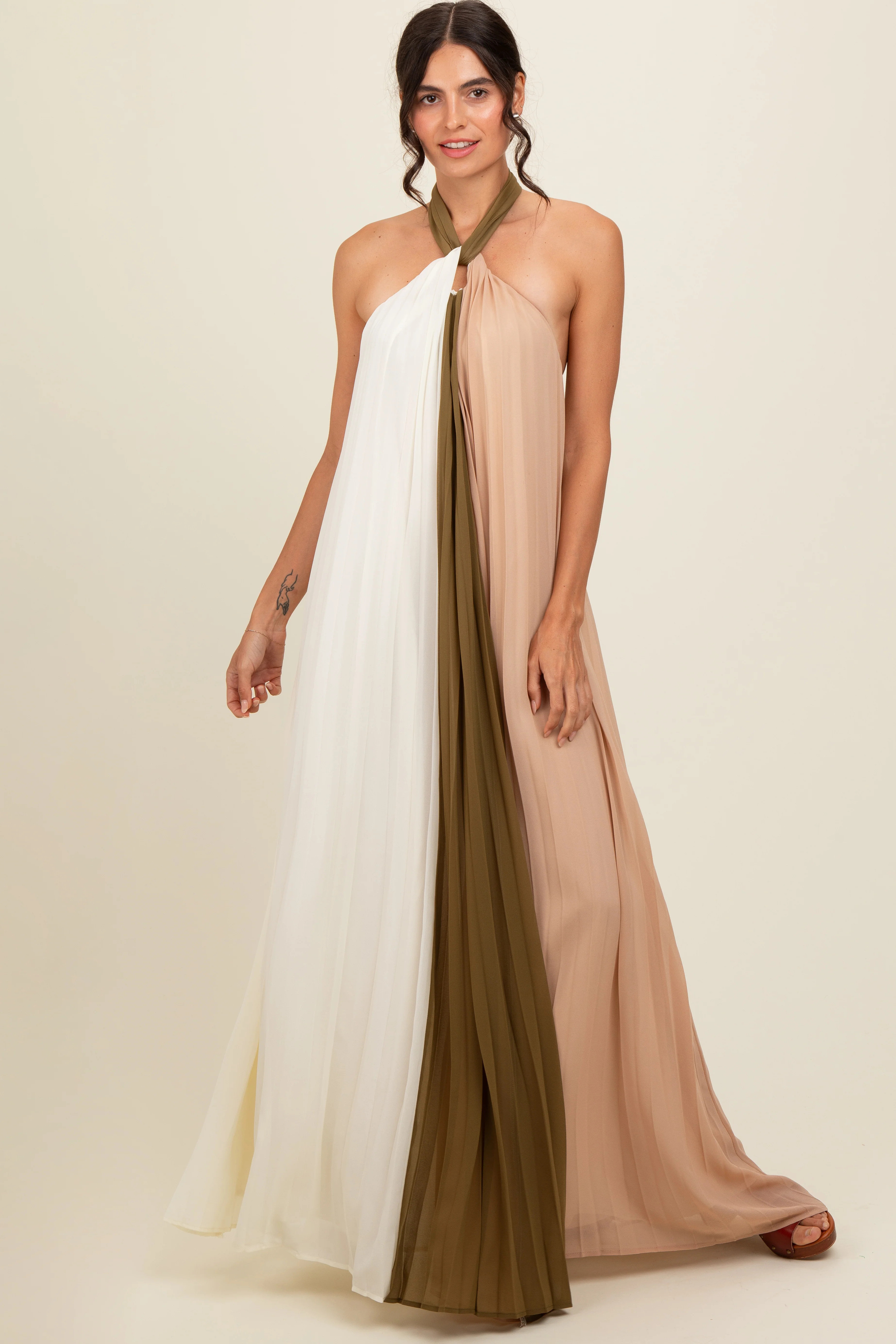 Olive Colorblock Pleated Halter Neck Maxi Dress | PinkBlush Maternity