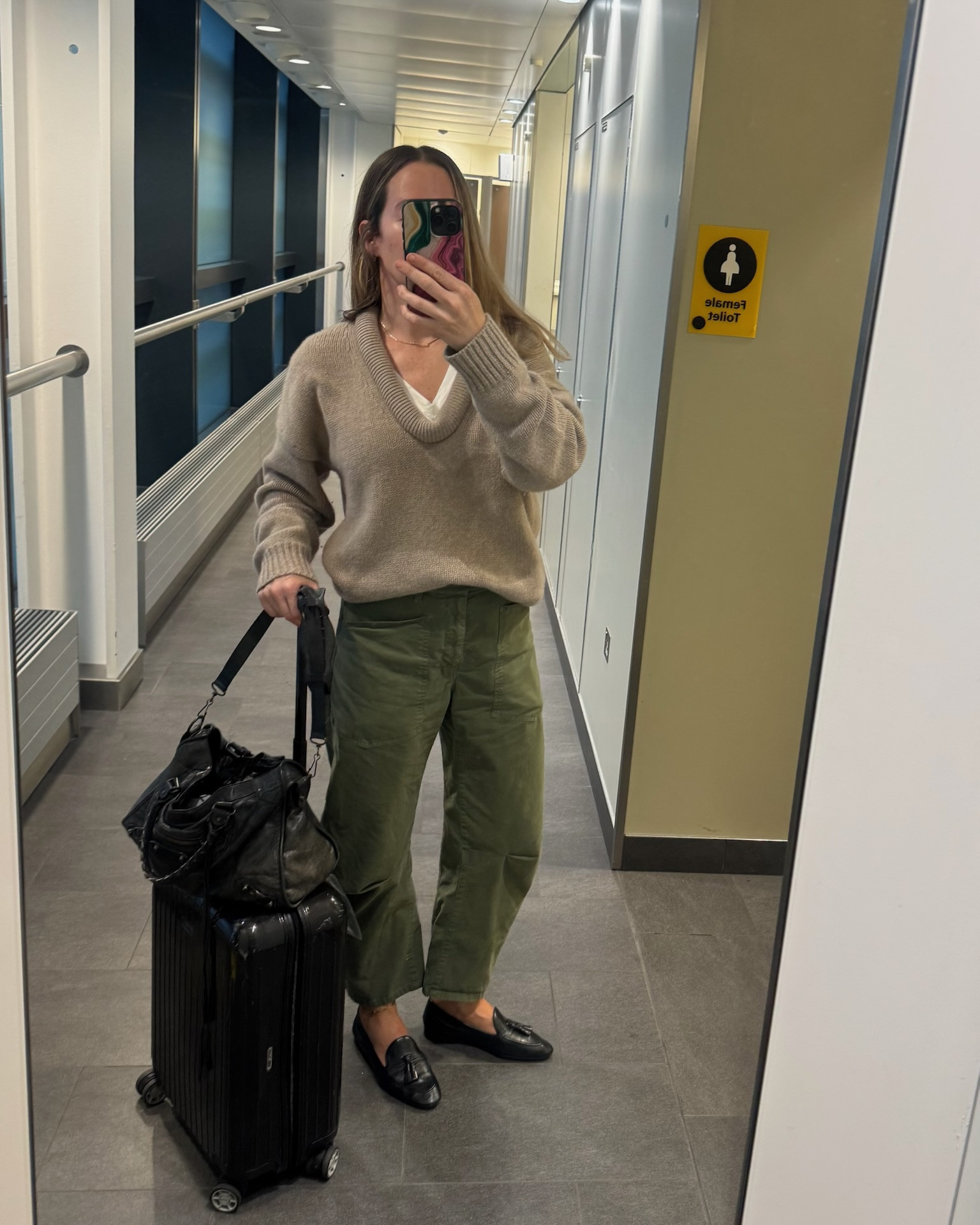 5 outfits I wore in London. 

{Sizing on everything} 
- Reformation sweater: runs a bit large, size down. I'm in a small. 
- Nili Lotan pants: they run large! Size down: I'm in a 4.
- The Row loafers: I normally wear an 8.5/39. I sized up to a 39.5.
- Aritzia Blazer : wearing size 8
- Mother Tee: wearing size medium
- Levi’s Denim: they run true to size
- Cotton Citizen Tee: wearing size medium
- Theory Skirt: runs true to size
- Aureum + Dehanche Belts: xs/s
- Massimo Dutti Blazer: size EU 36
- Favorite Daughter Crop Tee: wearing size medium
- Levi’s Skirt: runs true to size
- Shorts under skirt: 3” / 5” inseam
- American Vintage Cardigan: runs tts, I'm in a medium

#LTKTravel #LTKSeasonal