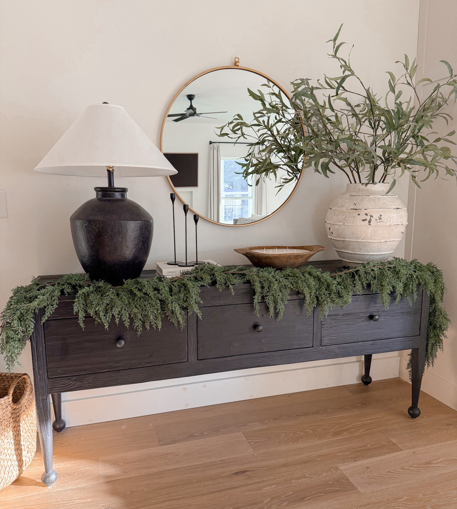 Garland. Christmas decor. Console table styling. Console table  

#LTKHoliday #LTKHome #LTKSeasonal