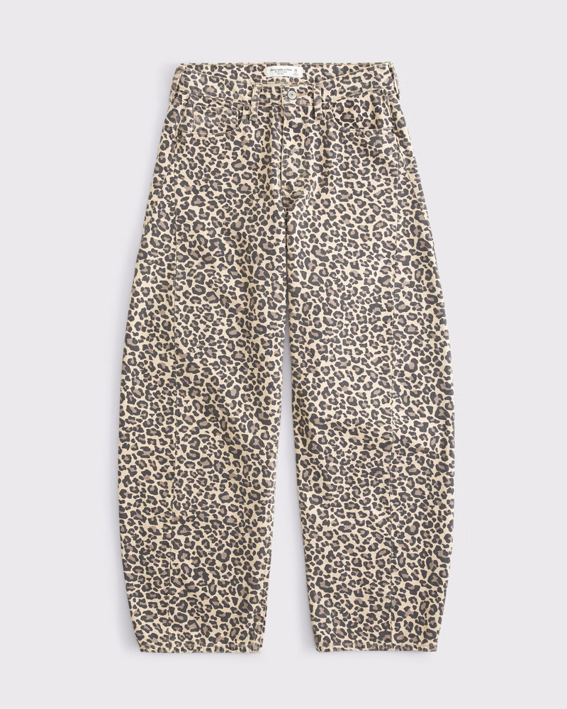 Abercrombie & Fitch Women's Mid Rise Barrel Jean in Leopard Print - Size 30 LONG | Abercrombie & Fitch (US)