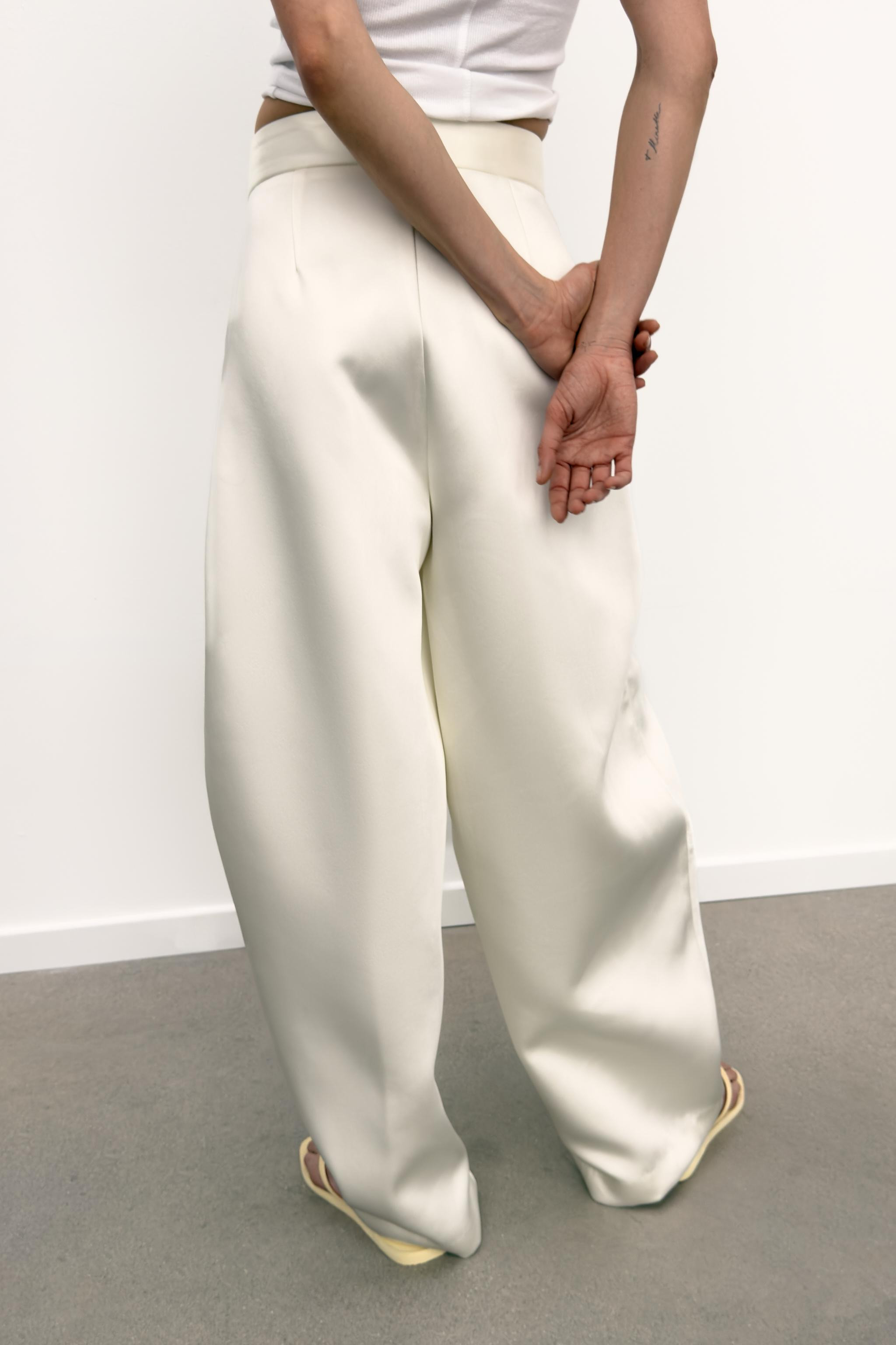SATIN EFFECT BALLOON PANTS | Zara US