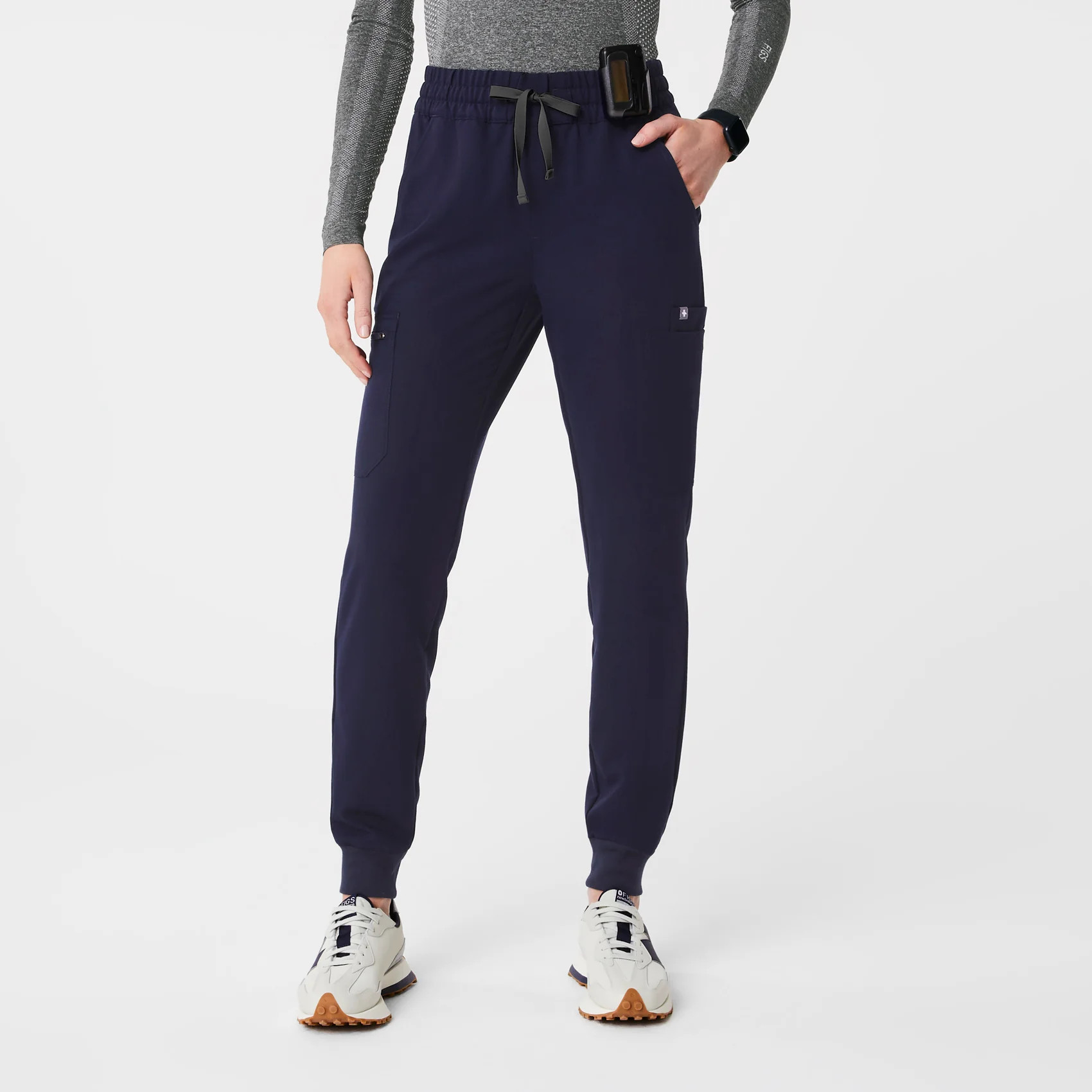 Women’s Uman Relaxed Jogger Scrub Pants - Navy · FIGS | FIGS