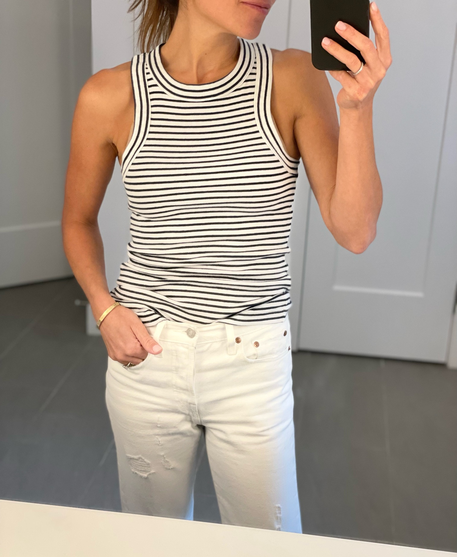 Friends & Family Sale!! Soft with perfect stretch!! Got this is 3 colors! #bananarepublic #perfecttank

#LTKunder50 #LTKstyletip #LTKSale