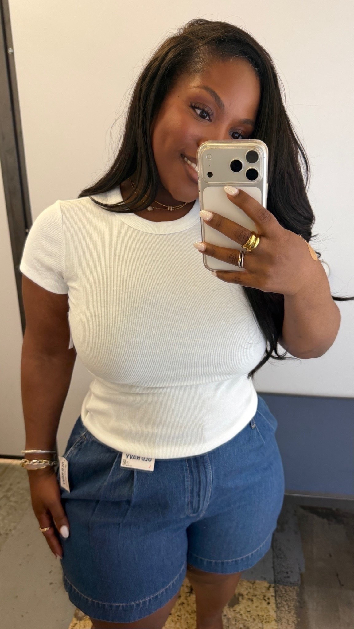 Summer basics from Old Navy under $15🤍 

Top: M
Shorts: L

#LTKSeasonal #LTKSaleAlert #LTKMidsize