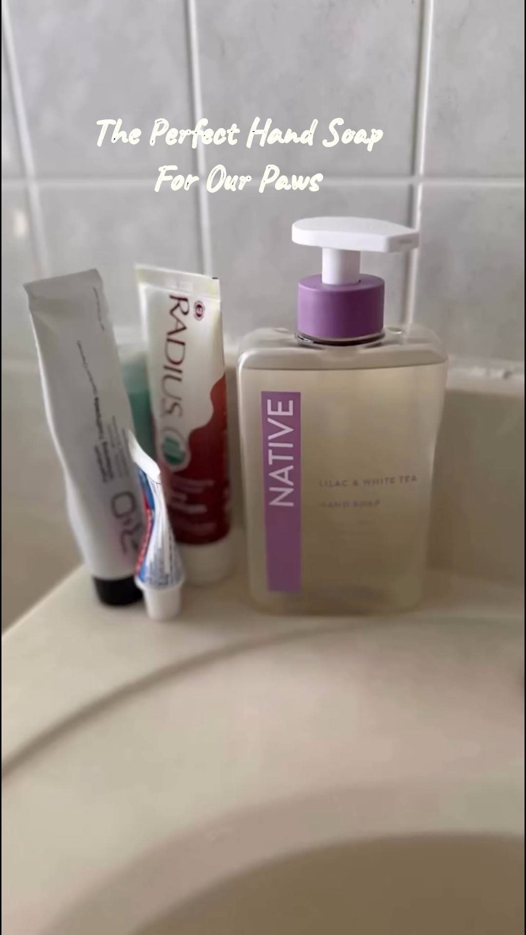 @influenster @native #complimentary #GiftedByNative #LilacWhiteTeaHandSoap

I’m loving this lilac and tea hand soap! It’s got a beautiful scent, isn’t drying, and is nice and thick. The ingredients are awesome and it really gets your hands clean. I love that it doesn’t leave residue in the sink like some hand soaps.

#fightingmothernature #handsoap