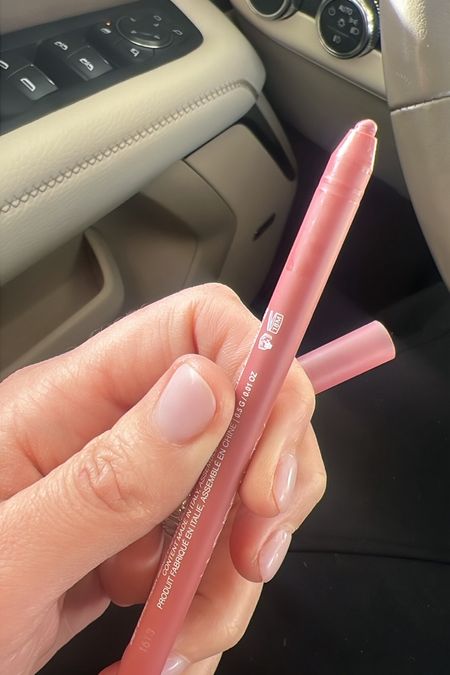 Em’s new fave lip combo  
Liner: muted pink
Gloss: dolled up 

#LTKbeauty #LTKfindsunder50