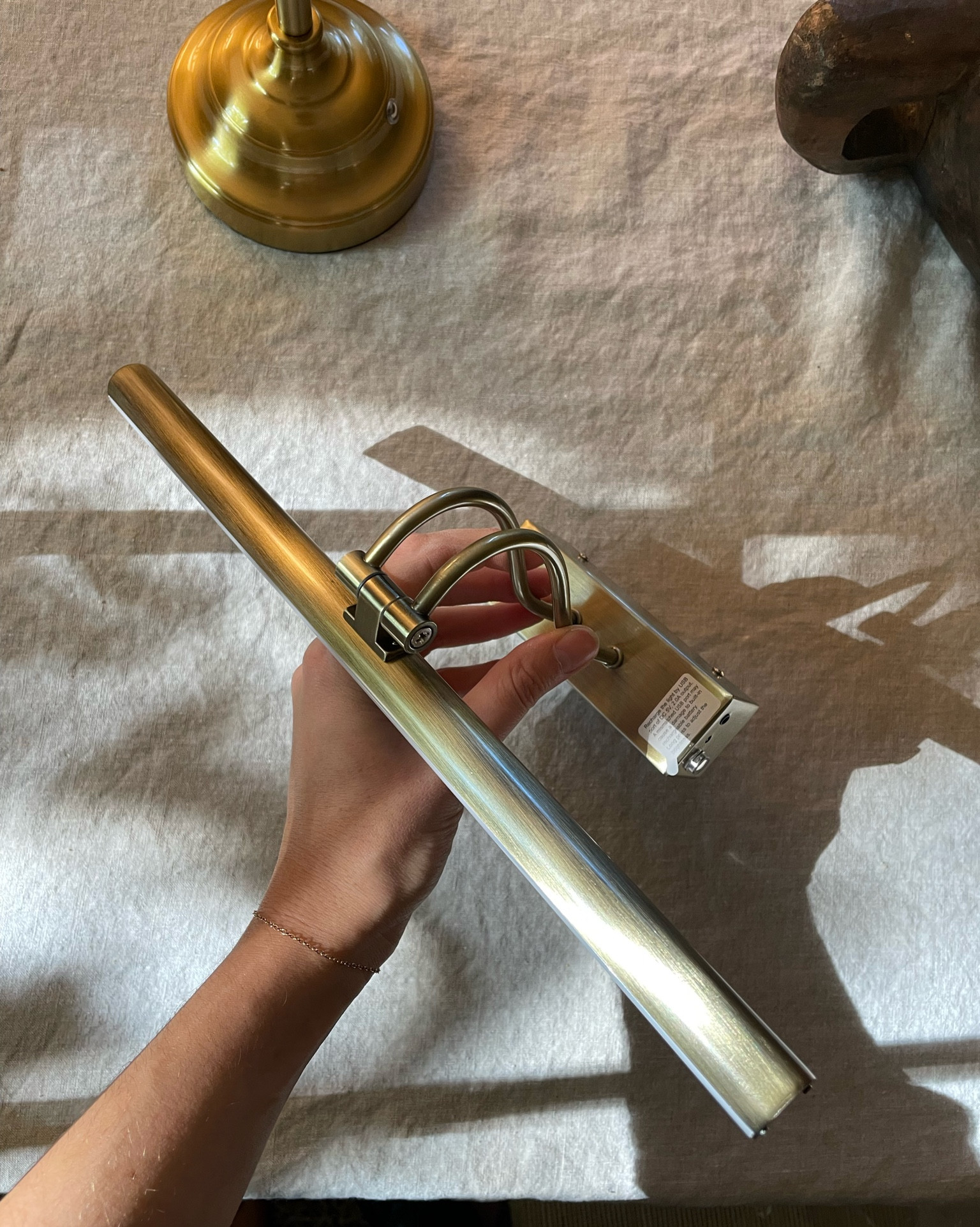 The perfect picture light does exist 💡

#LTKFindsUnder100 #LTKU #LTKStyleTip