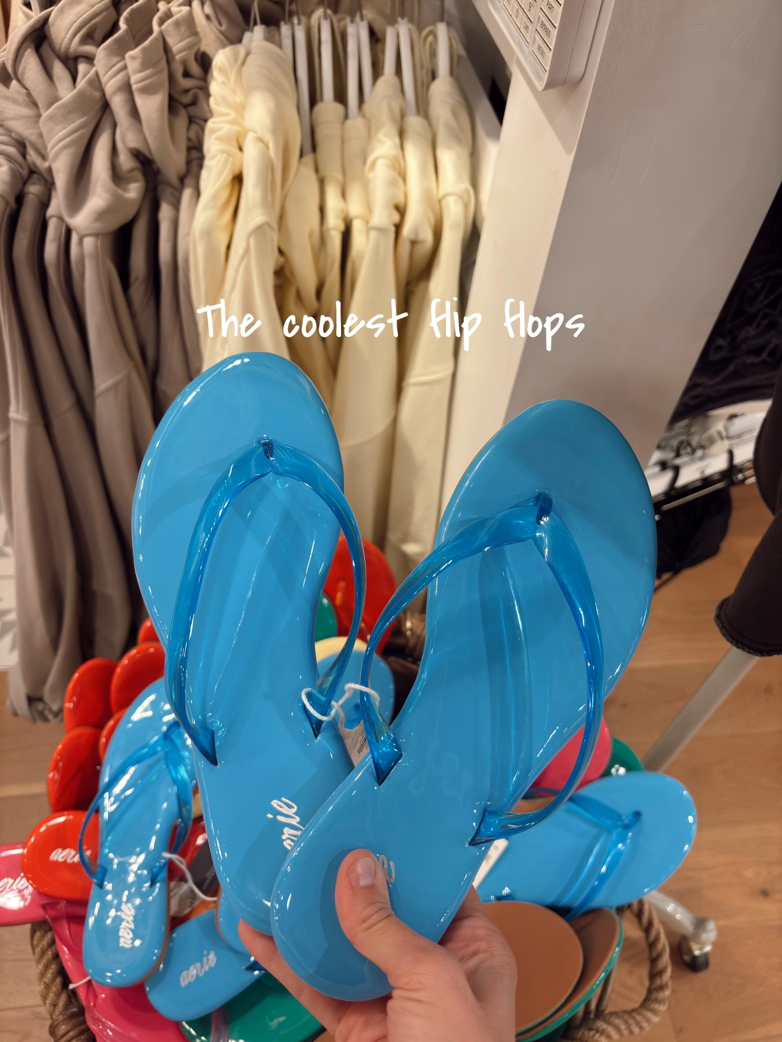 Summer flats

#LTKxAerie