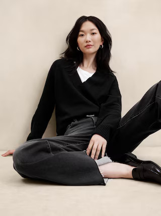 Perfectly Soft Vee-Neck Sweater | Banana Republic Factory