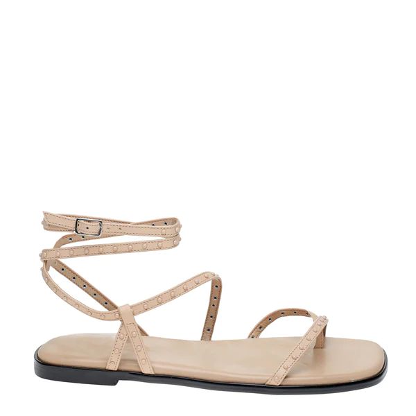 Nalica Flat Sandal | Marc Fisher