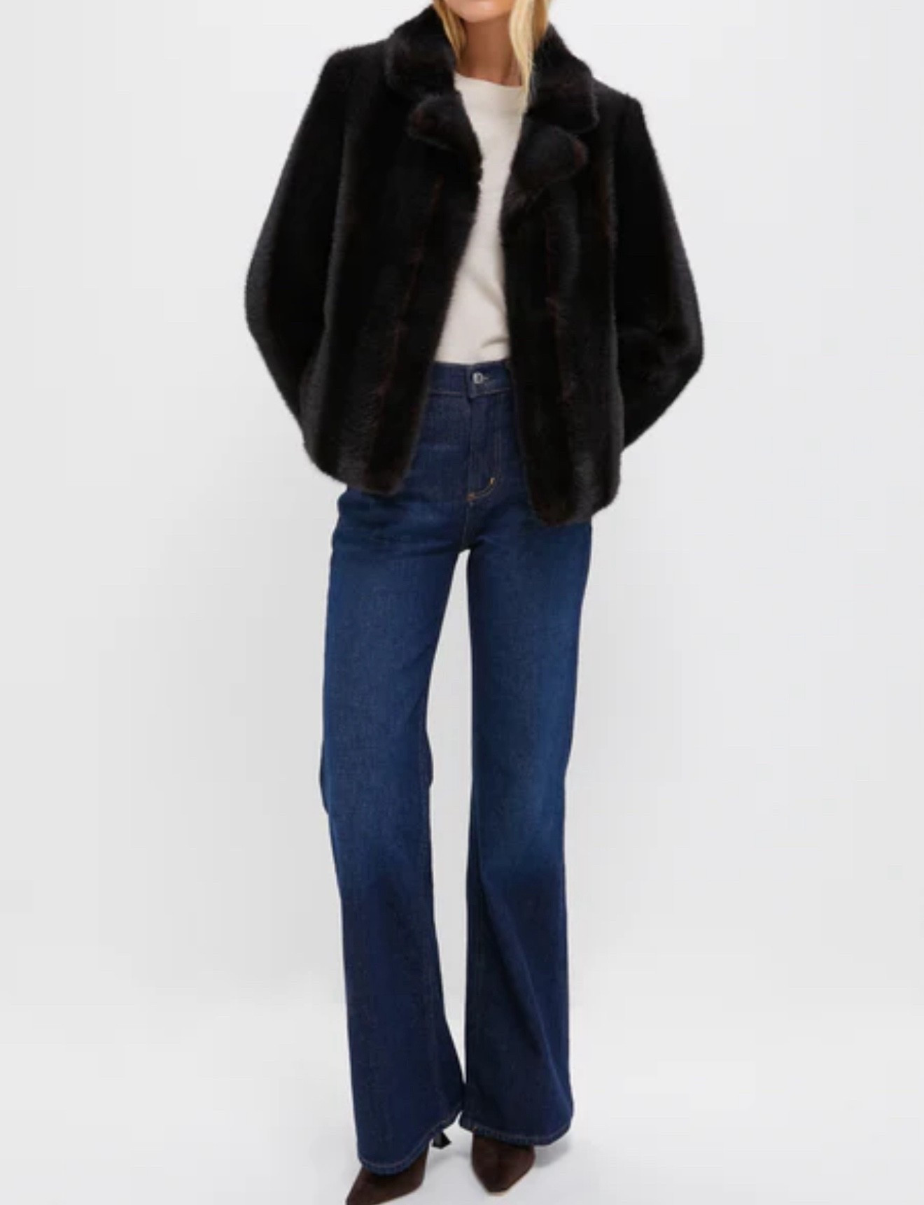 Love the versatility of this faux jacket from Tuckernuck. Can dress it up or down, looks black but it’s a deep brown color. 🤎

#womenscoats #womensfashion #falljacket #wintercoat #tuckernuck

#LTKMidsize #LTKSeasonal #LTKHoliday