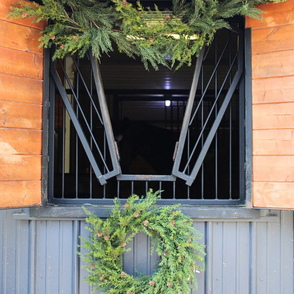 28" Artificial Pine Wreath with Pinecones | CG Hunter