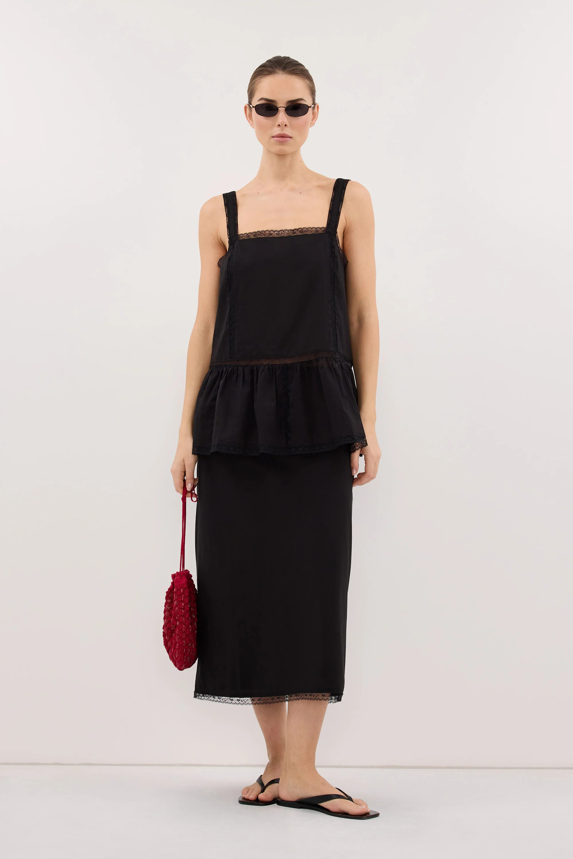 ROSIN BLACK KNEE LENGTH SKIRT | DISSH