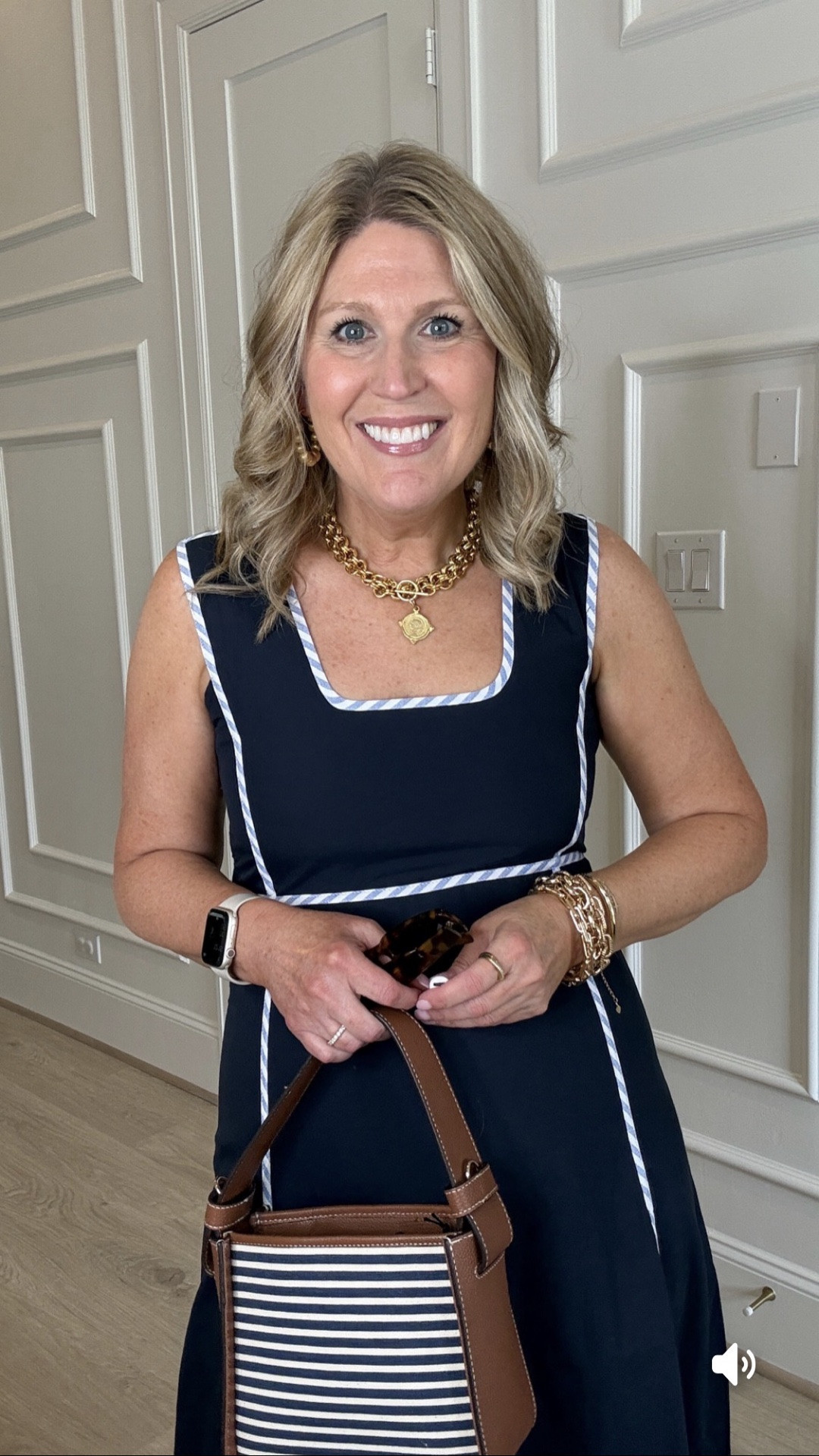 Navy dress runs a little small. Size up one for a roomy fit. Side zipper. 🙌
Shirt dress has a relaxed fit. Buttons up the front. Removable tie belt. Runs tts. Love this. ♥️

#LTKWatchNow #LTKSaleAlert #LTKBeauty #LTKShoeCrush #LTKMidsize #LTKFindsUnder100 #LTKStyleTip #LTKTravel #LTKOver40 #LTKSeasonal #LTKItBag #LTKootd