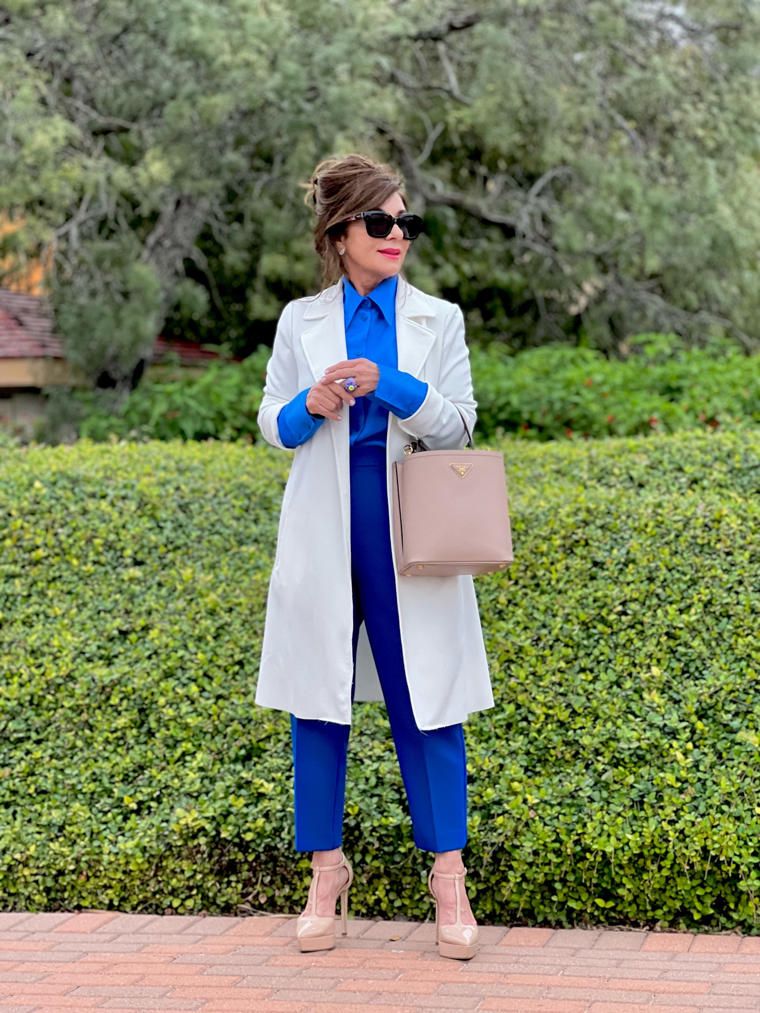 Petite friendly pant suit in electric blue. One of my most favorite holiday colors. This look is perfect for business casual, business daytime holiday party and can go from day to night look in a snap. It would also be great to add a delicate scarf to the mix. 

#LTKHoliday #LTKSeasonal #LTKworkwear