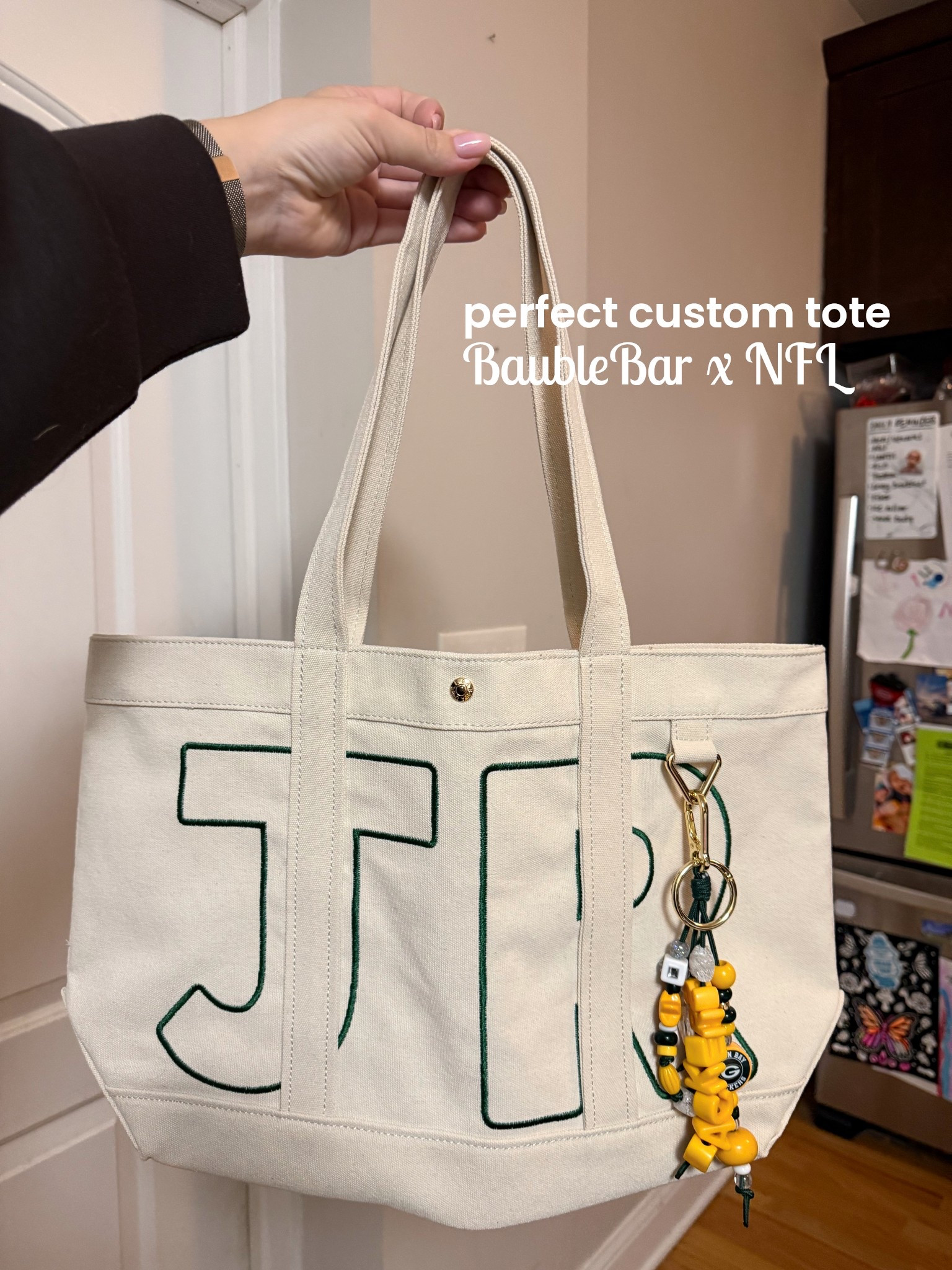 20% off custom items, including the Alpha Tote! This is a medium!

#LTKSaleAlert #LTKFindsUnder100 #LTKSeasonal